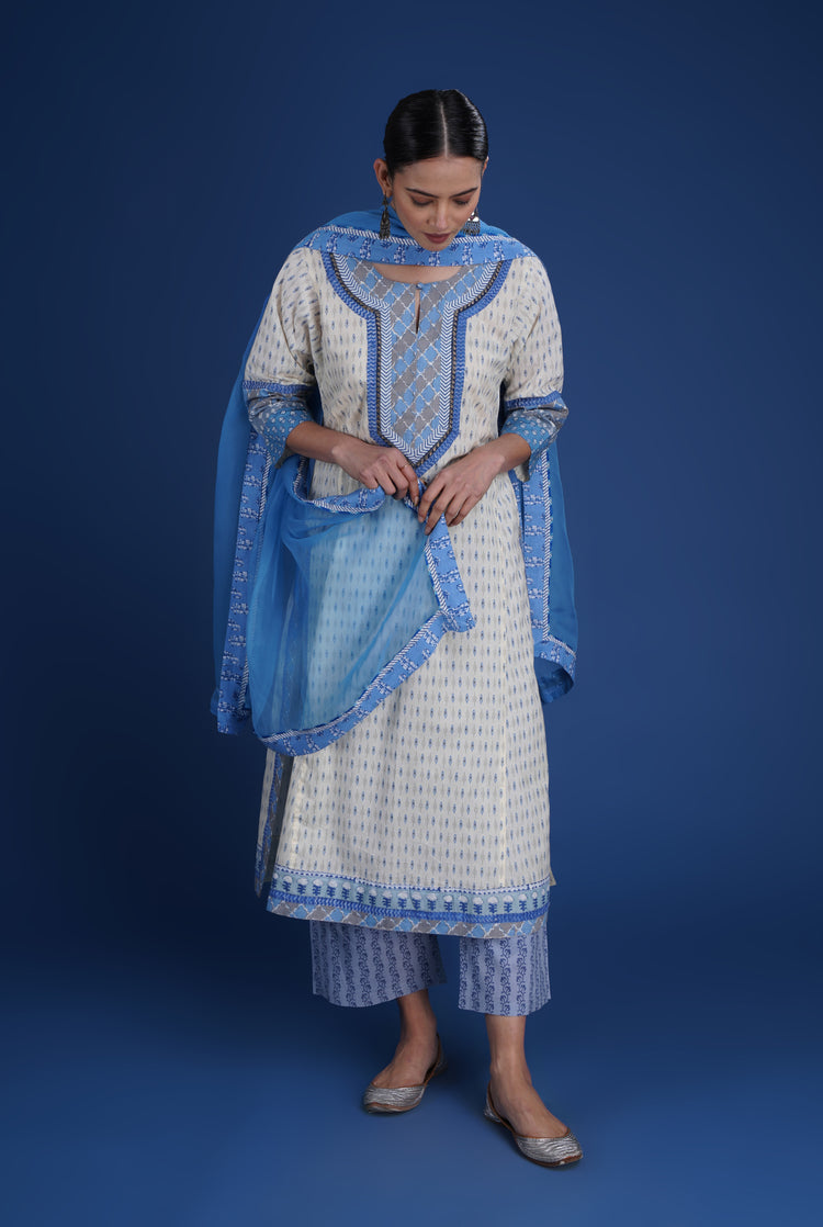 Rozana Pant (8077641285931)
