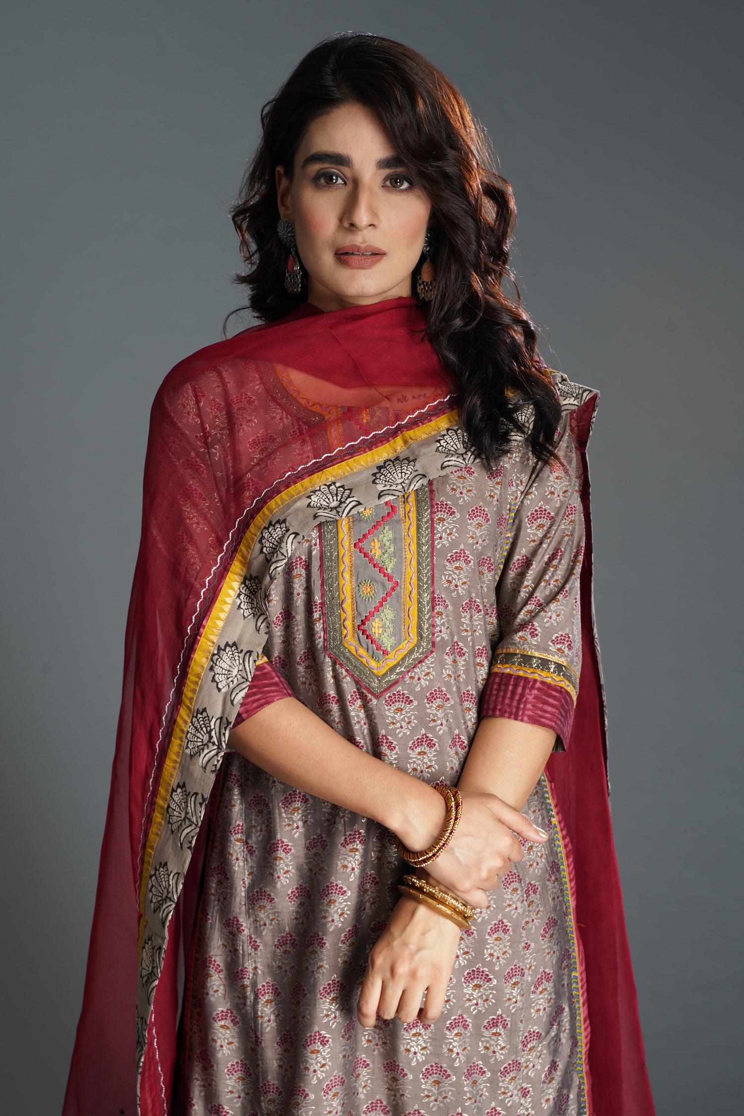 DUPATTAS