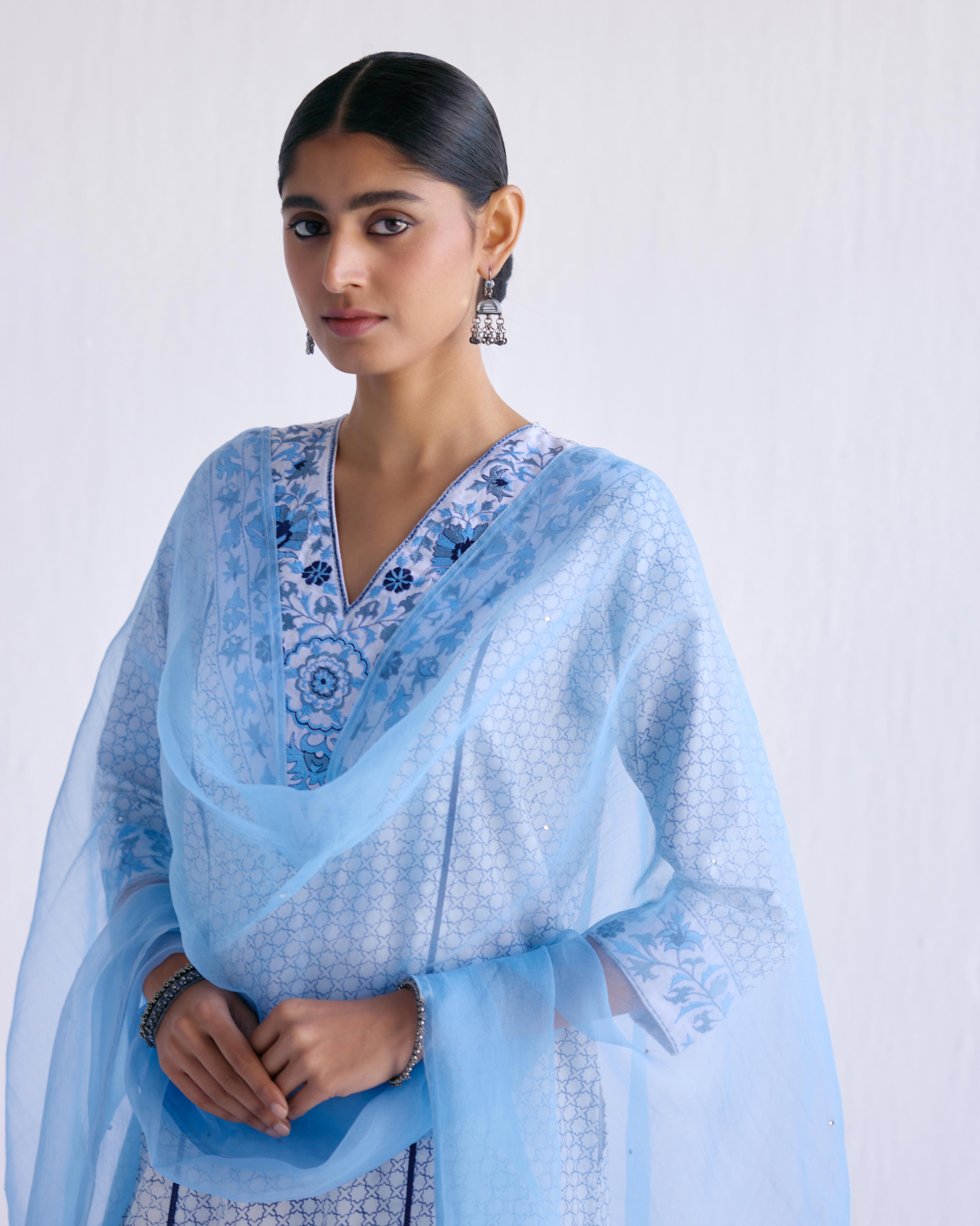 Daisy Kurta White Blue (9143613456683)