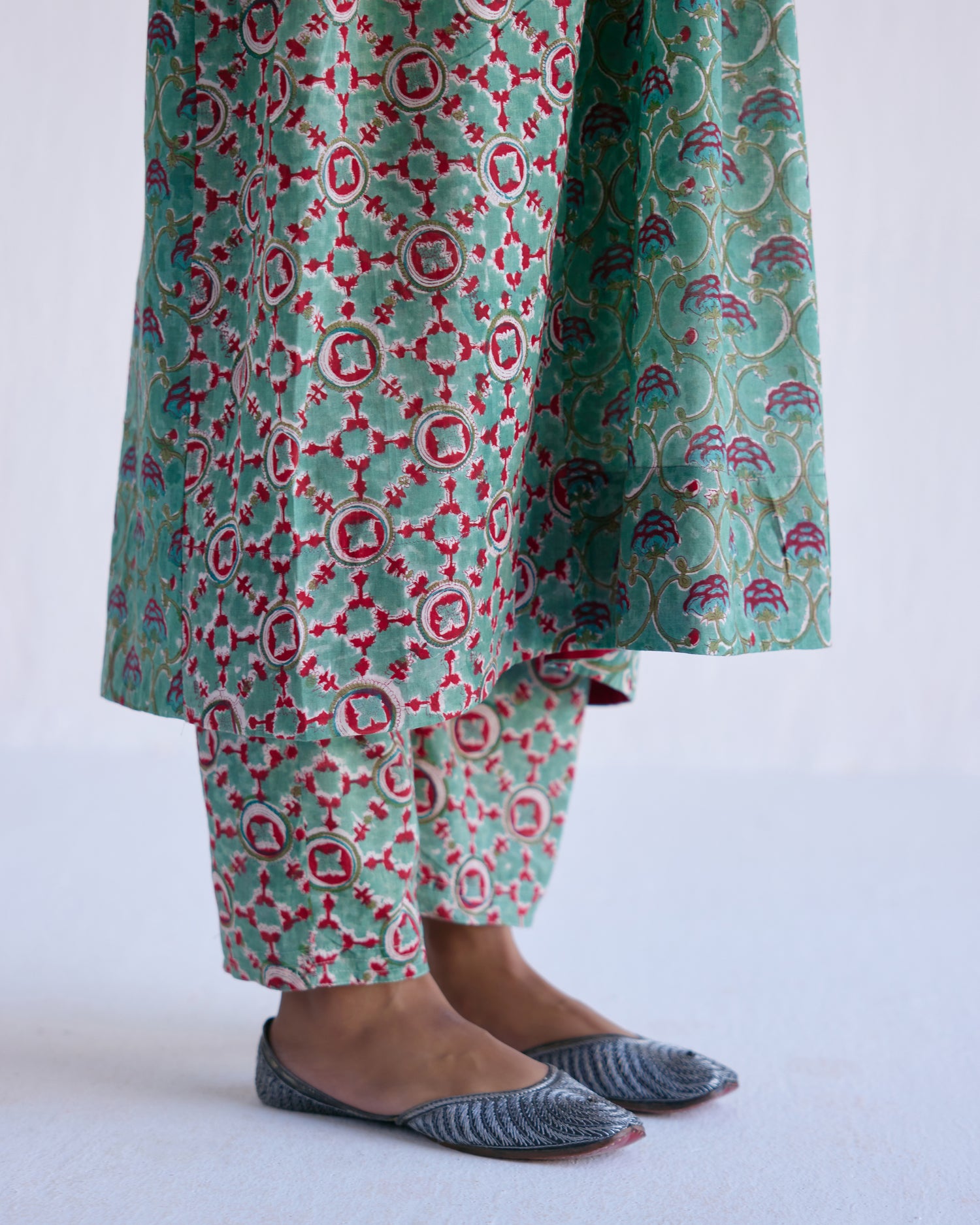 Rozana Pant Jade (9098637738283)