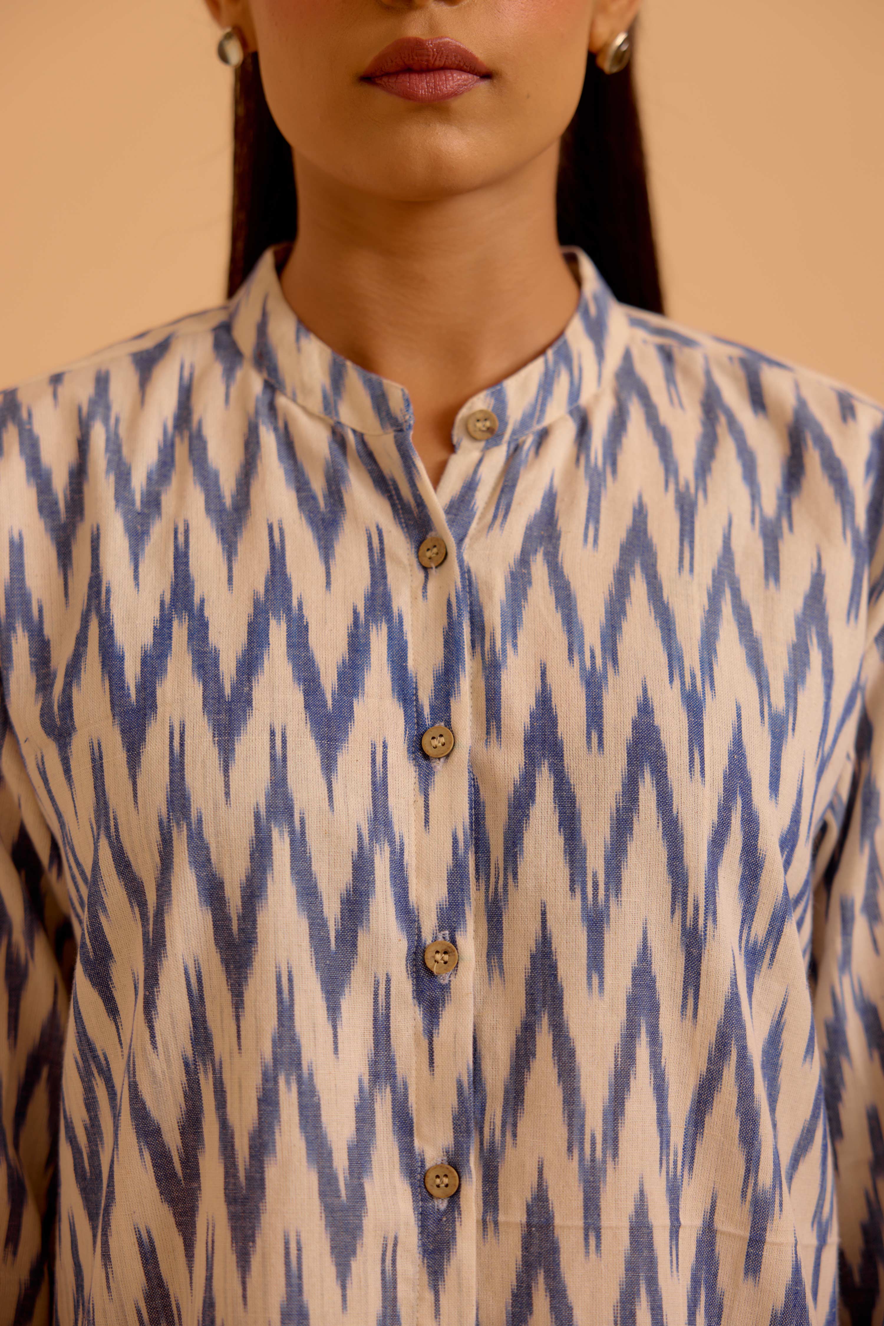 Abeera Ikkat Shirt White Blue