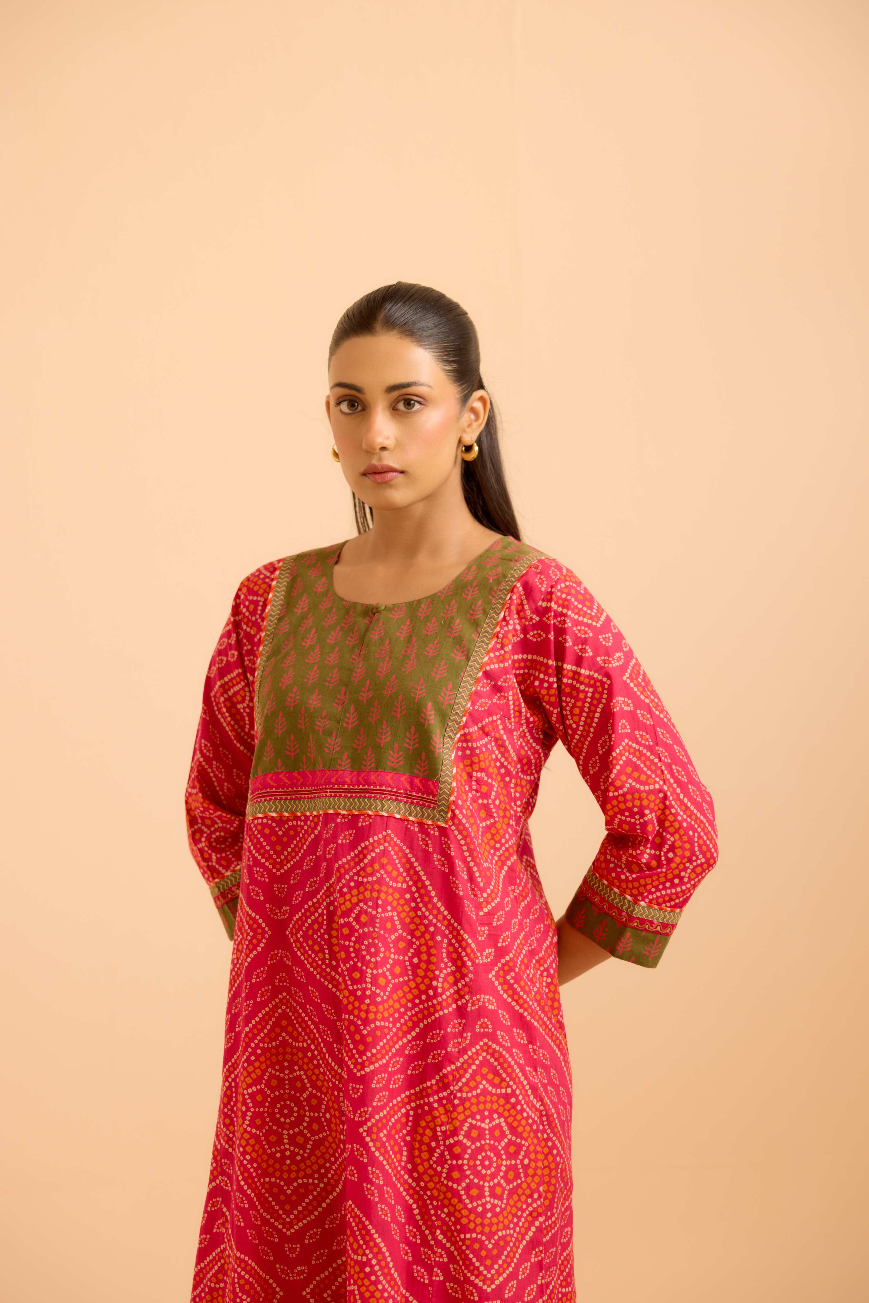 Rozana Rani Pink Green Caftan