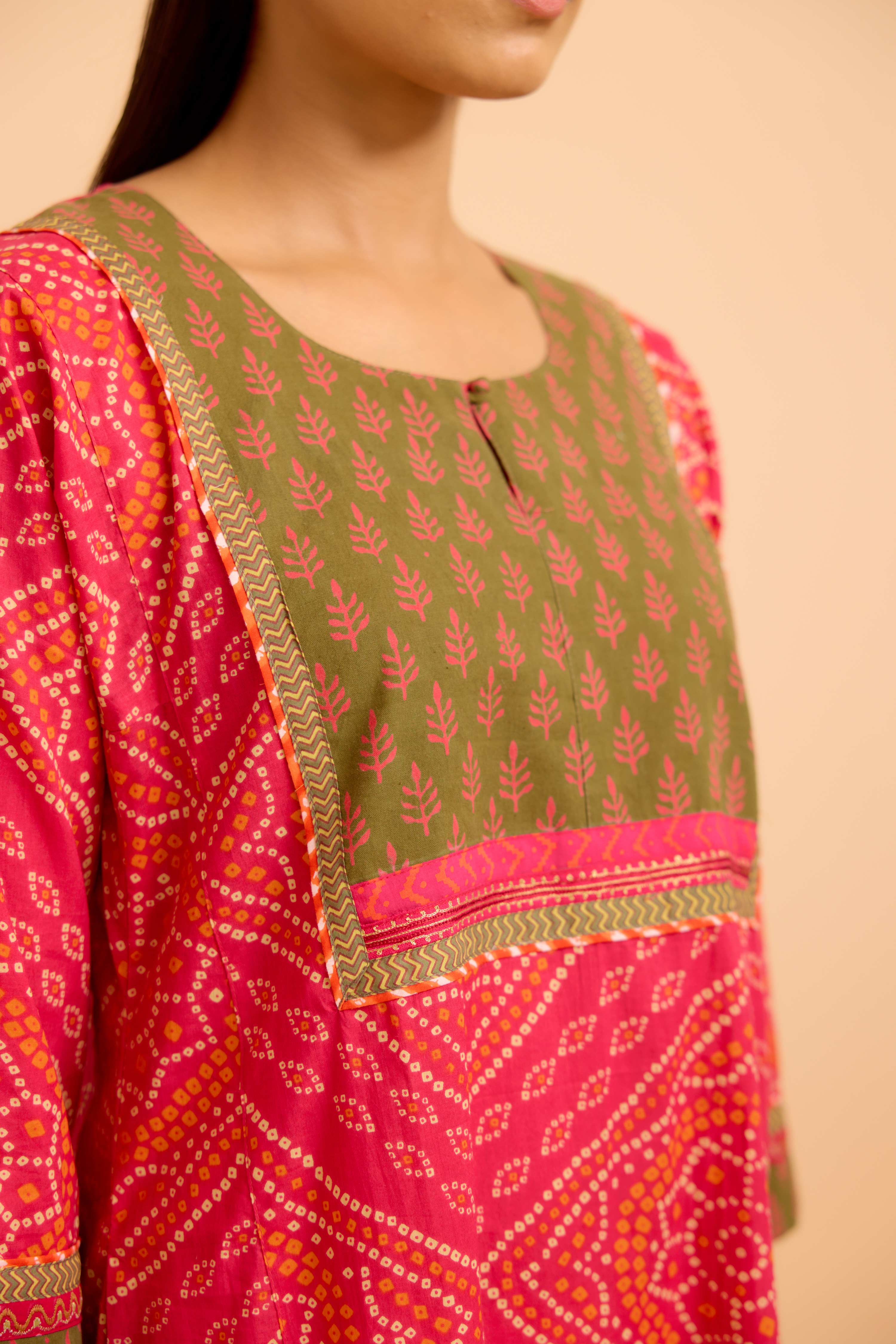 Rozana Rani Pink Green Caftan