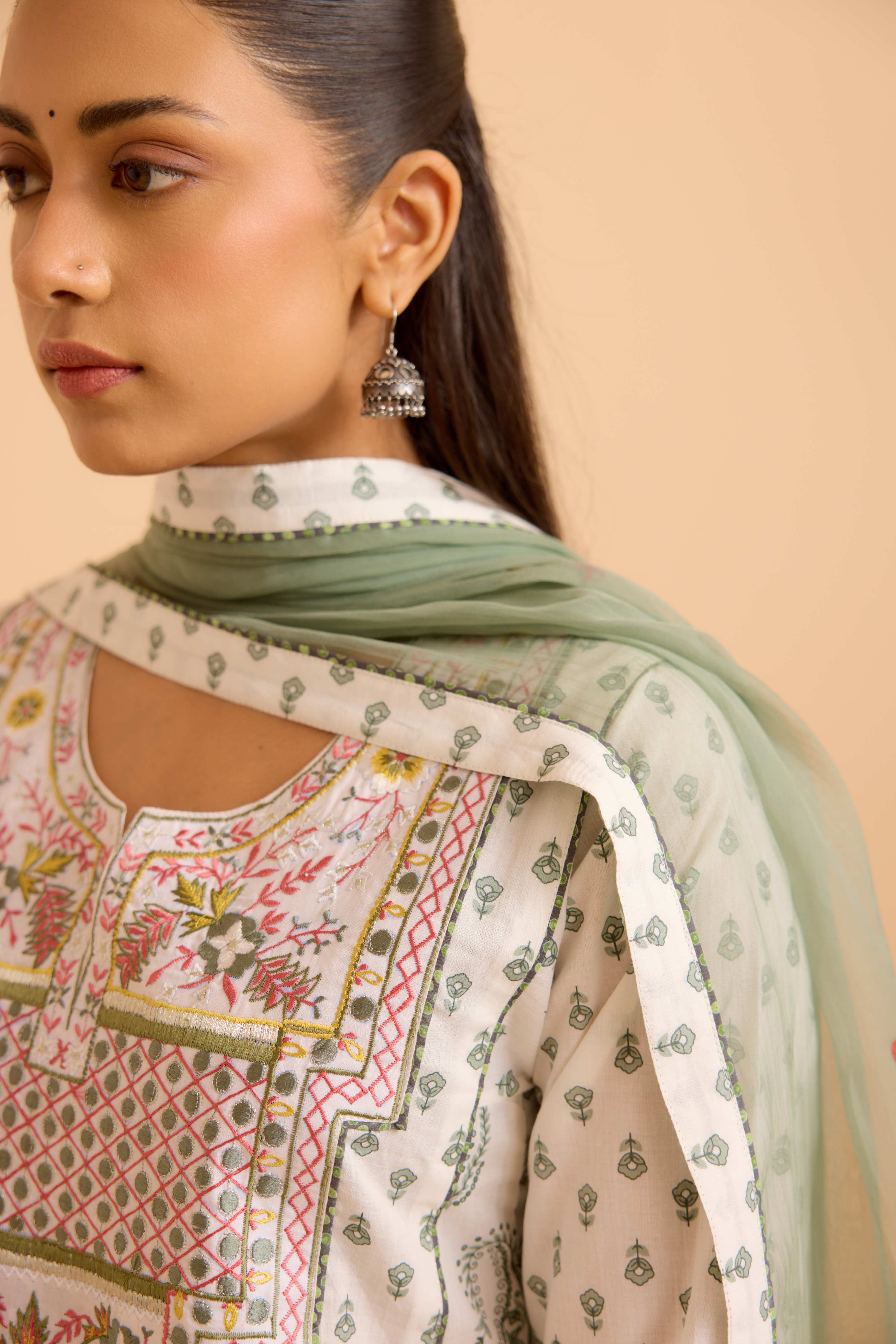 Dienne Dupatta Olive Green