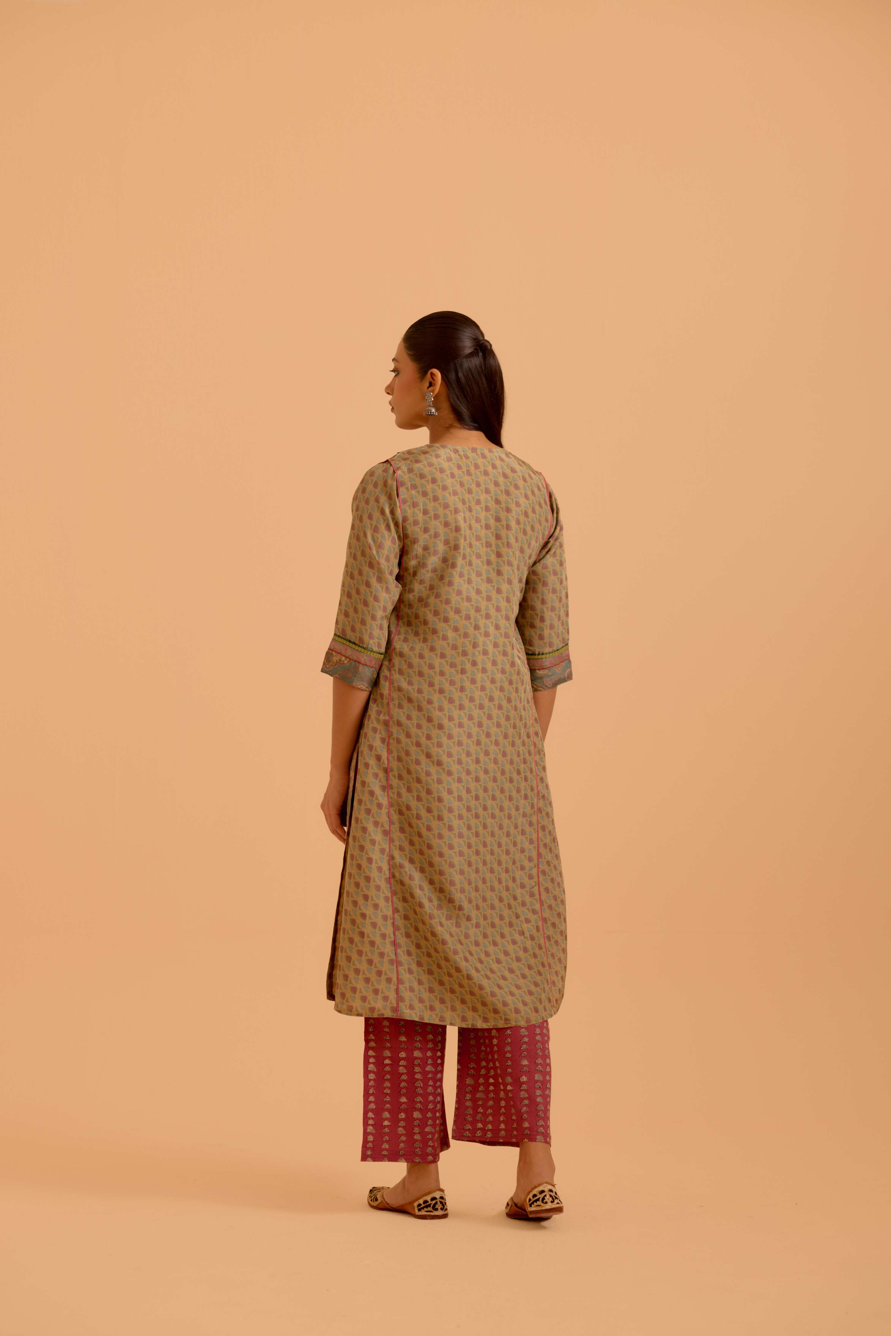 Rozana Silk Printed Kurta Beige Pink (Set Of 3)
