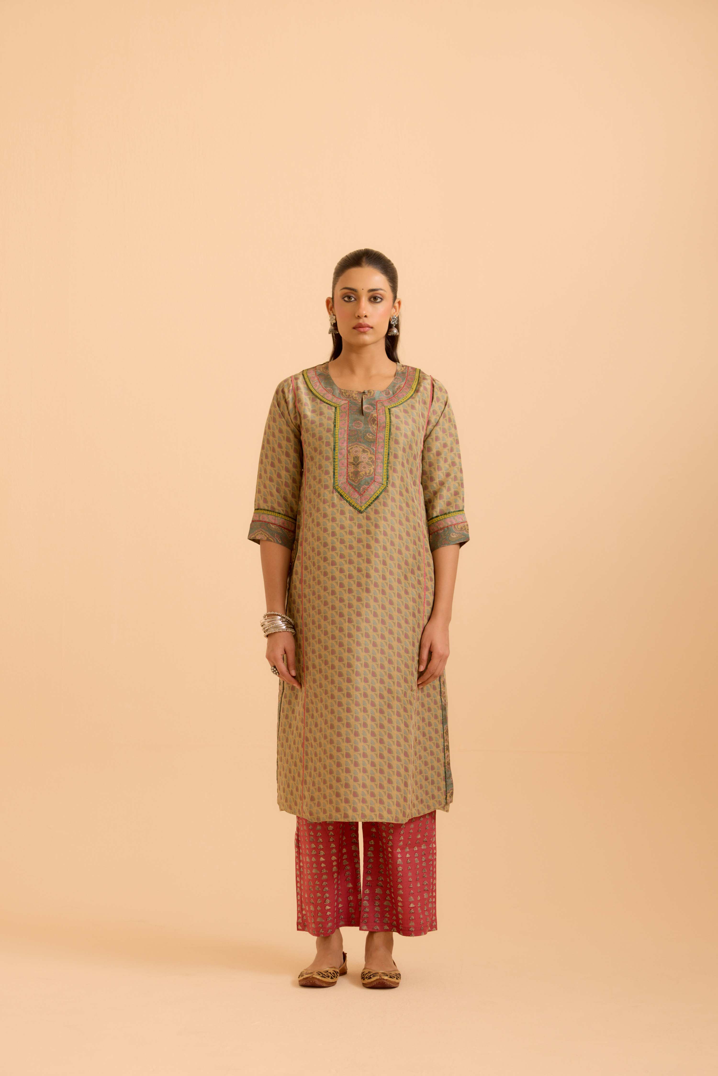 Rozana Silk Printed Kurta Beige Pink (Set Of 3)