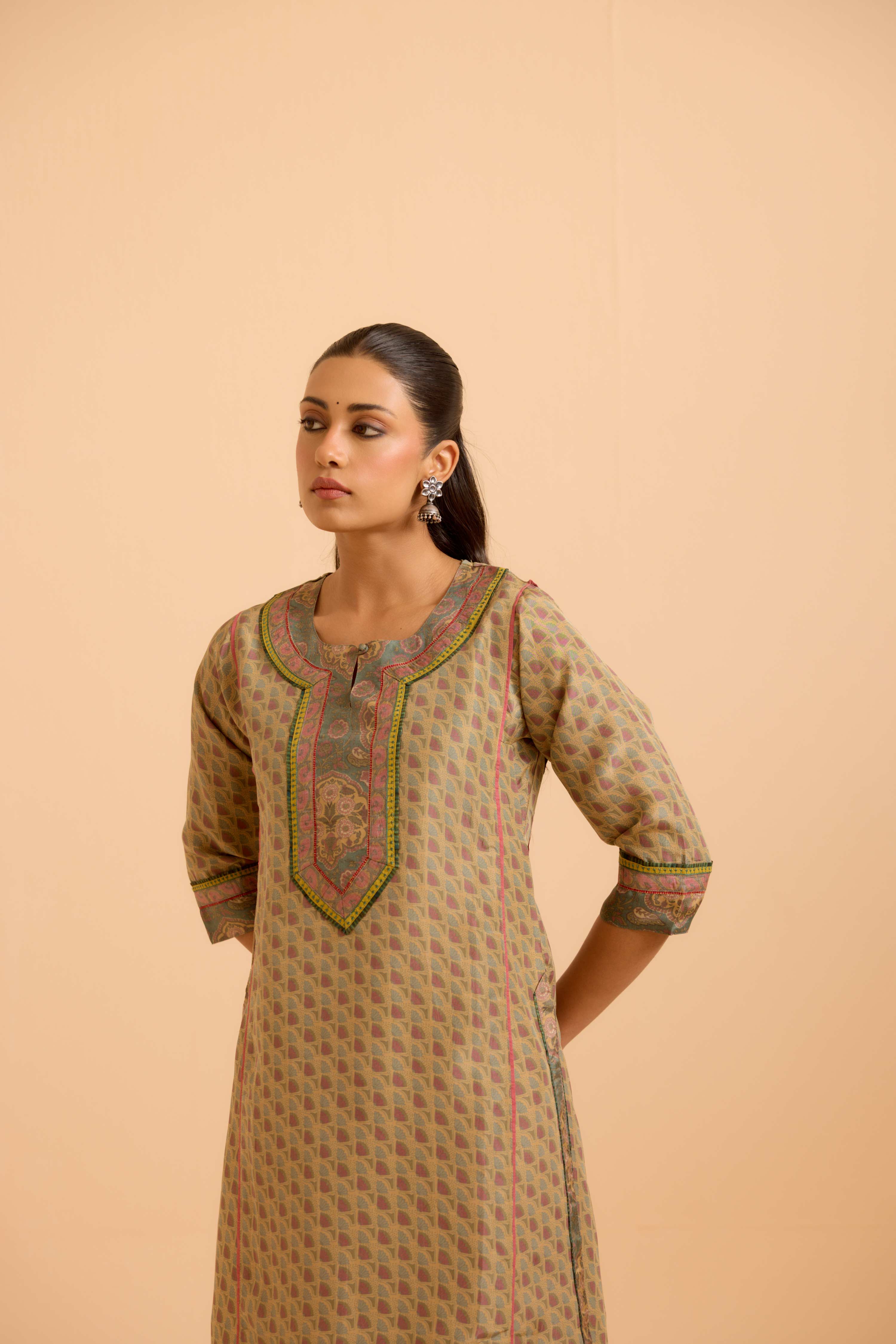 Rozana Silk Printed Kurta Beige Pink (Set Of 3)