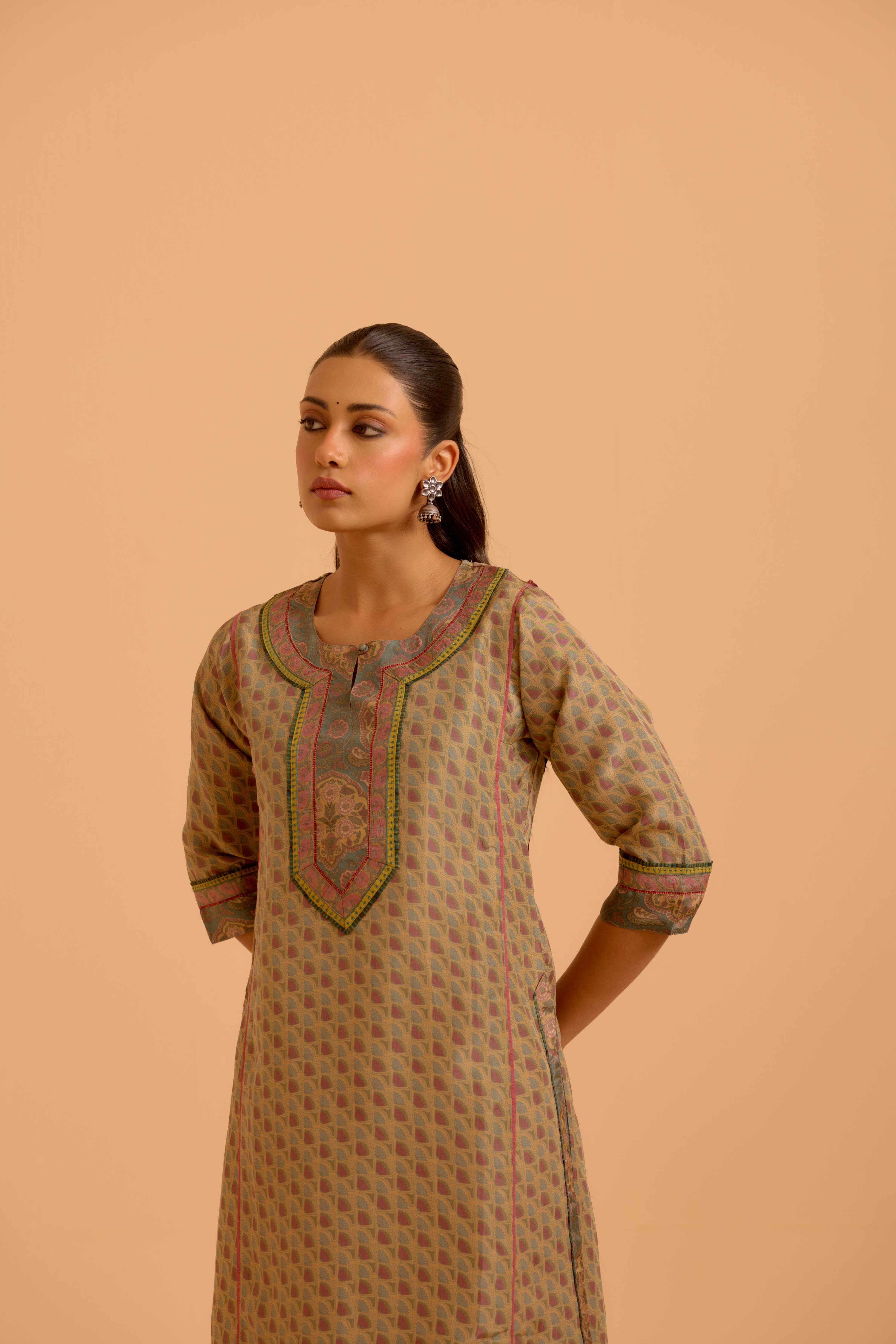 Rozana Silk Printed Kurta Beige Pink (Set Of 3)