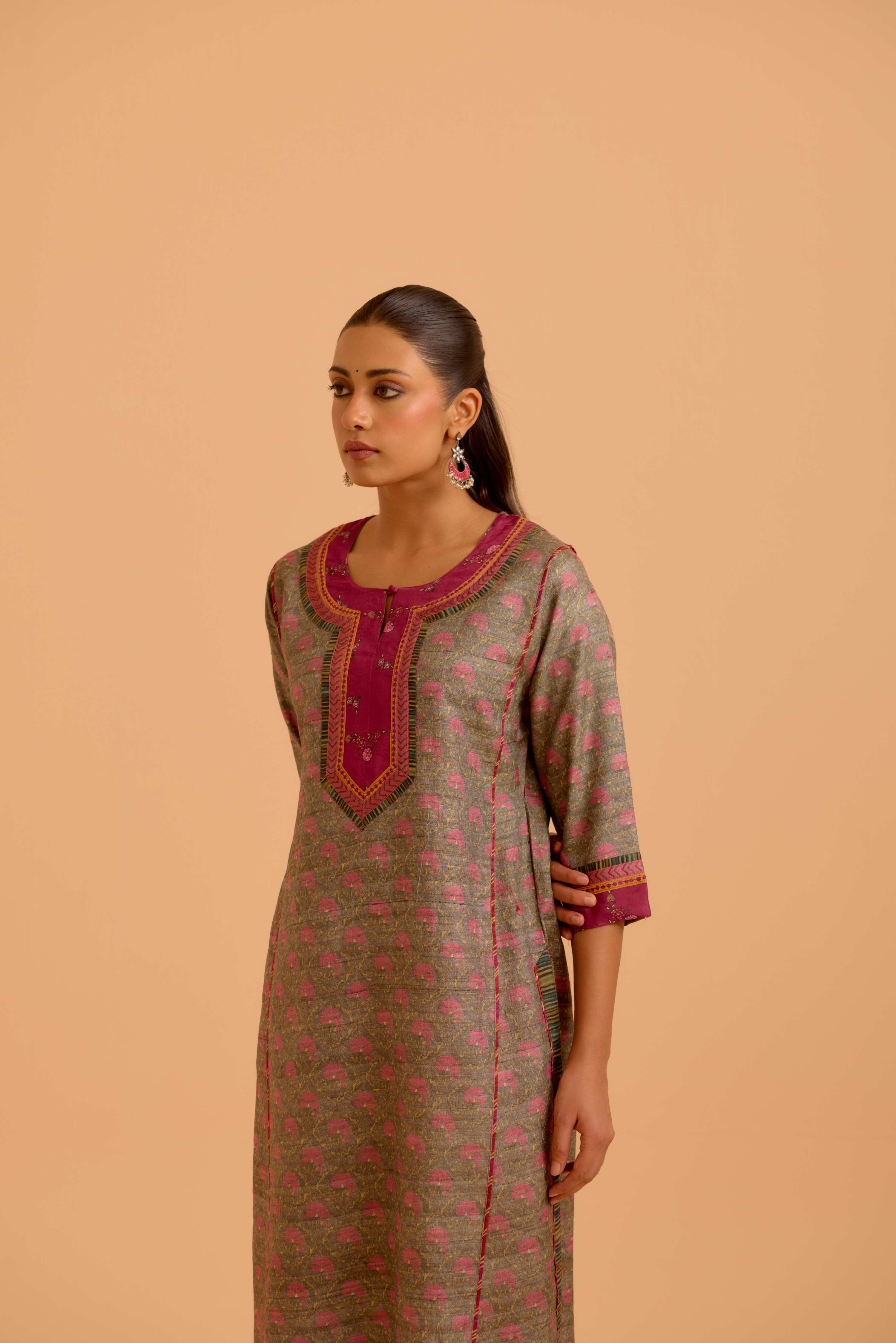 Rozana Kurta Grey Peach (Set Of 2)