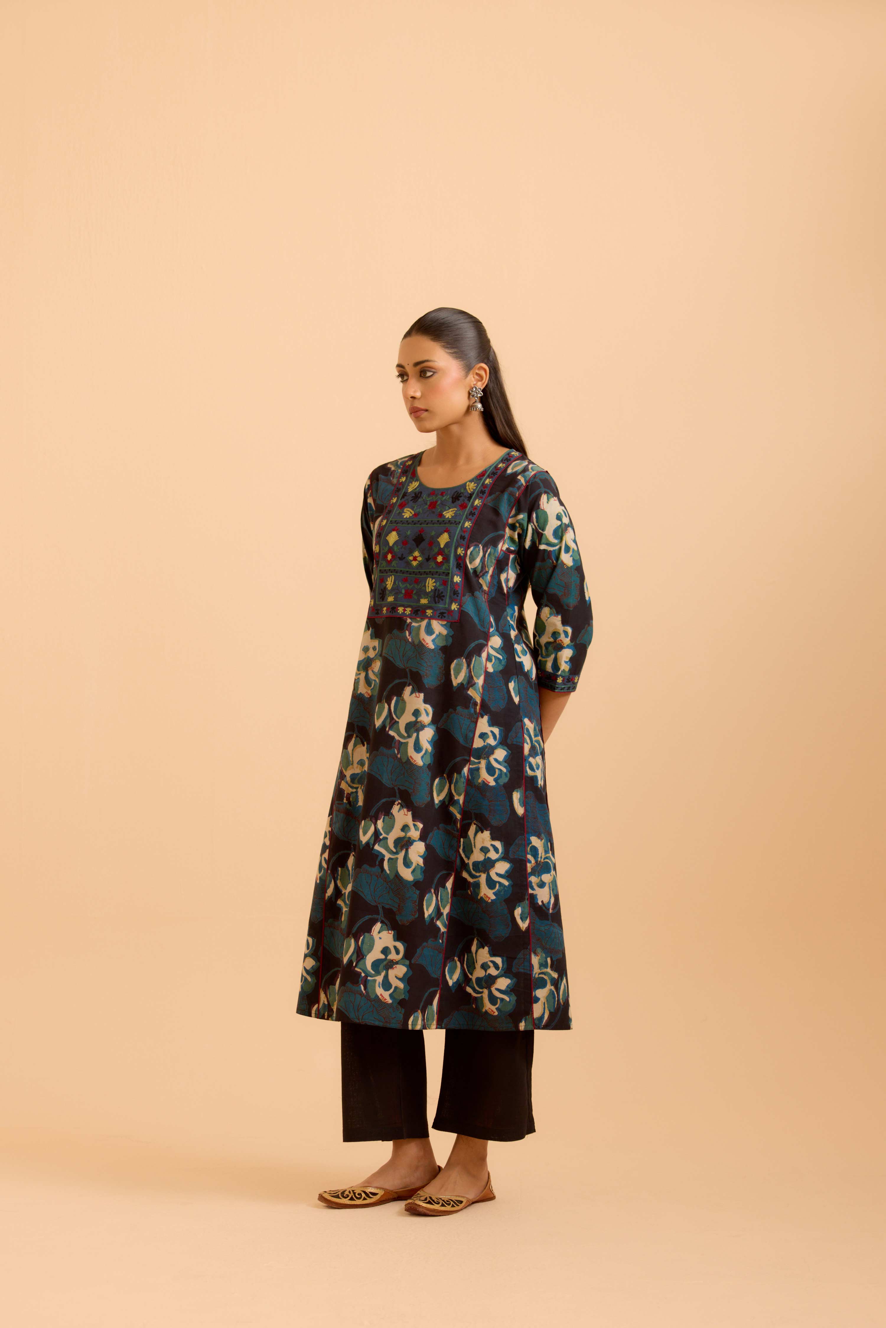 Dienne Cotton Vanaspati Printed Kurta Black
