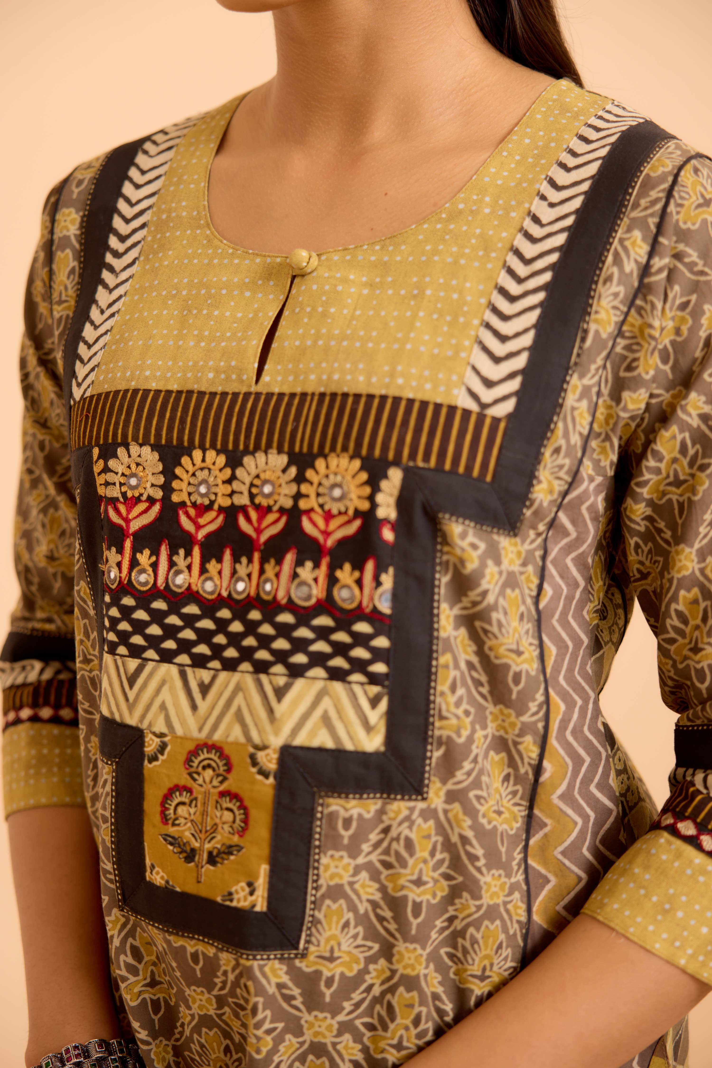 Rozana Cotton Ajrakh Printed Kurta Grey Yellow