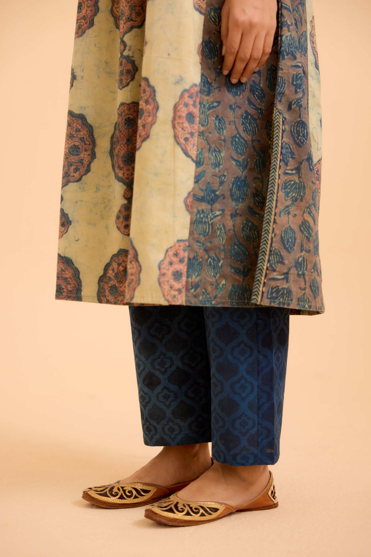 Rozana Pant Dark Blue