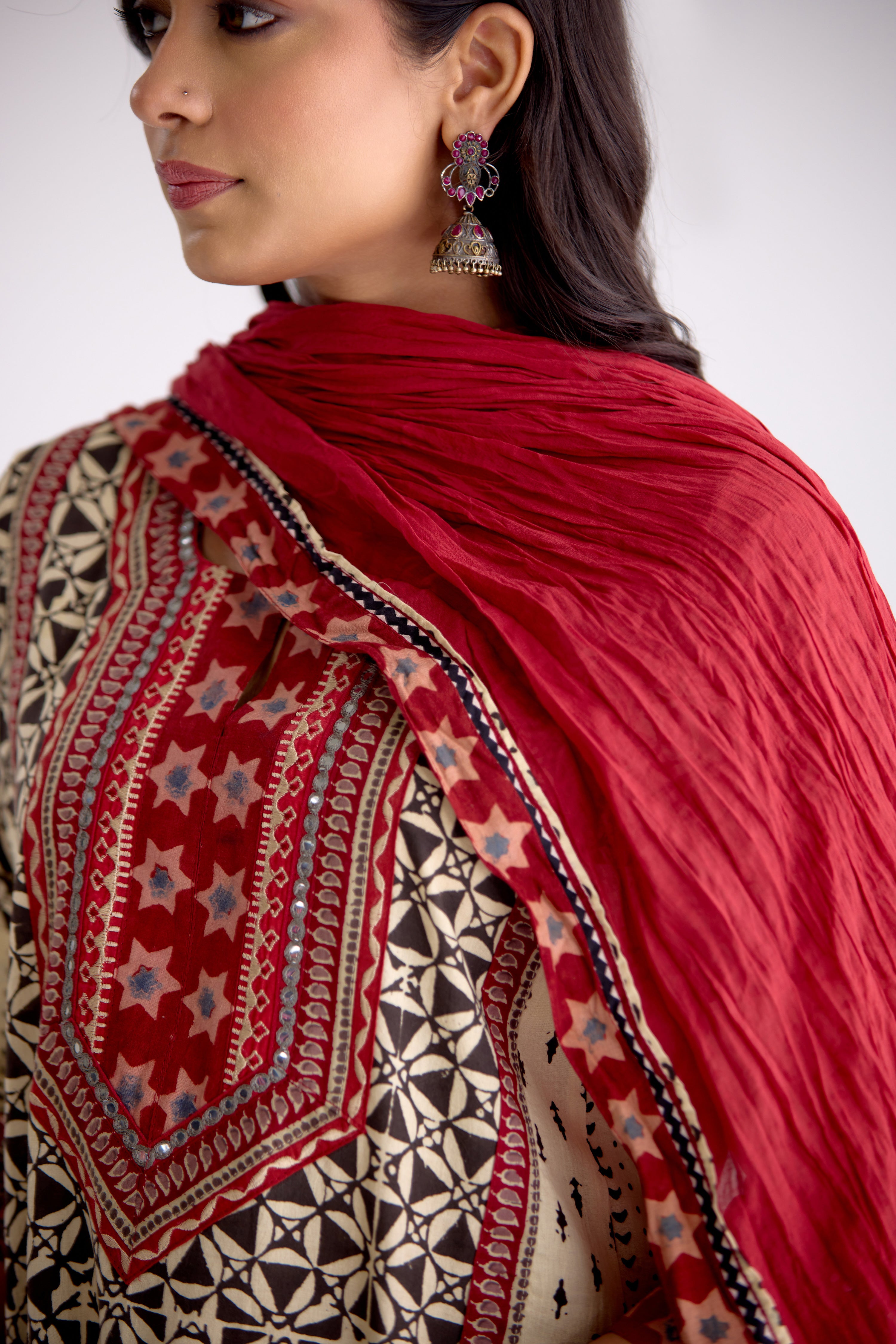 Kiana Dupatta Red (10106318225707)