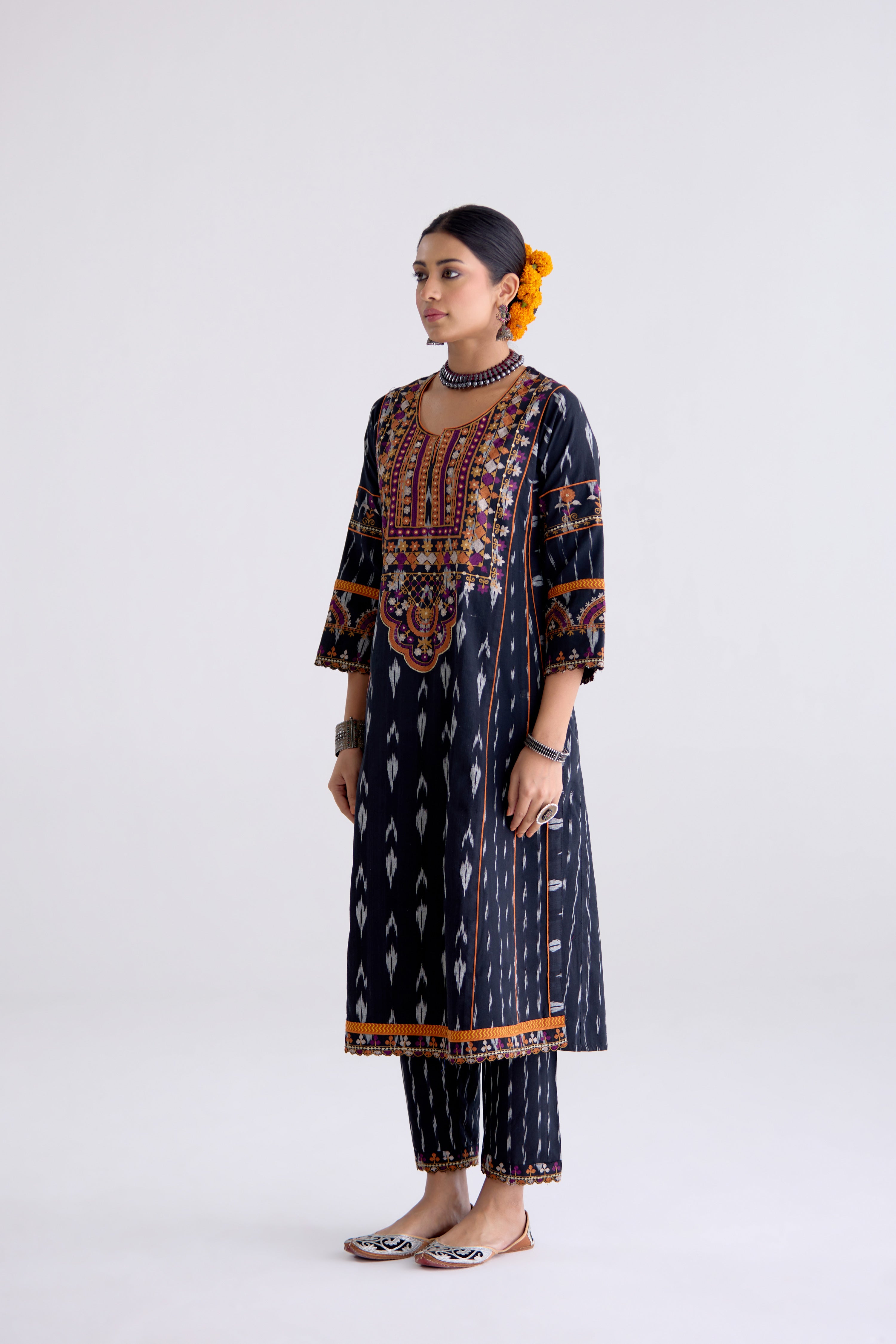 Madhu Cotton Slub Embroidered Ikkat Printed Kurta Black (10105651101995)