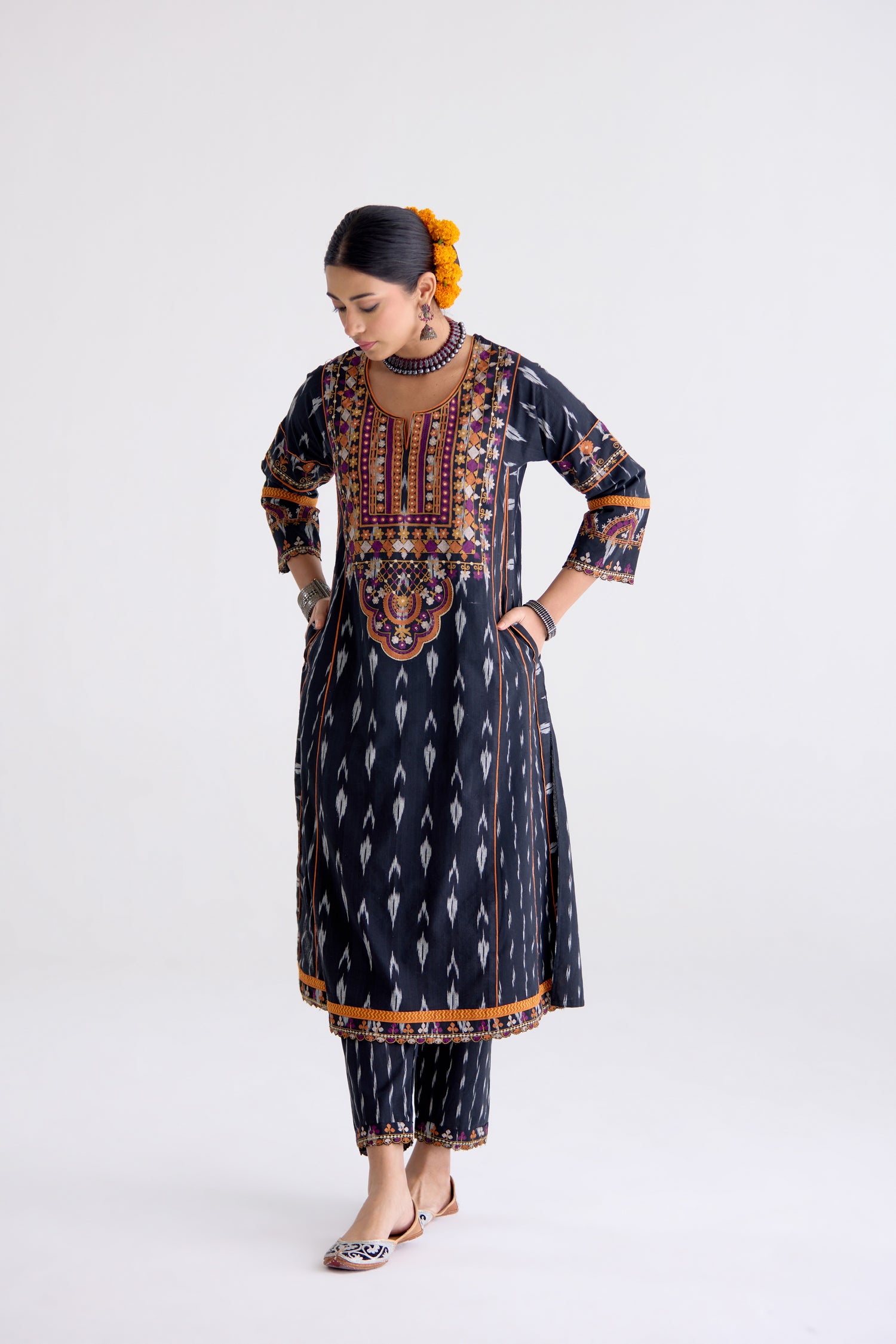 Madhu Cotton Slub Embroidered Ikkat Printed Kurta Black (10105651101995)
