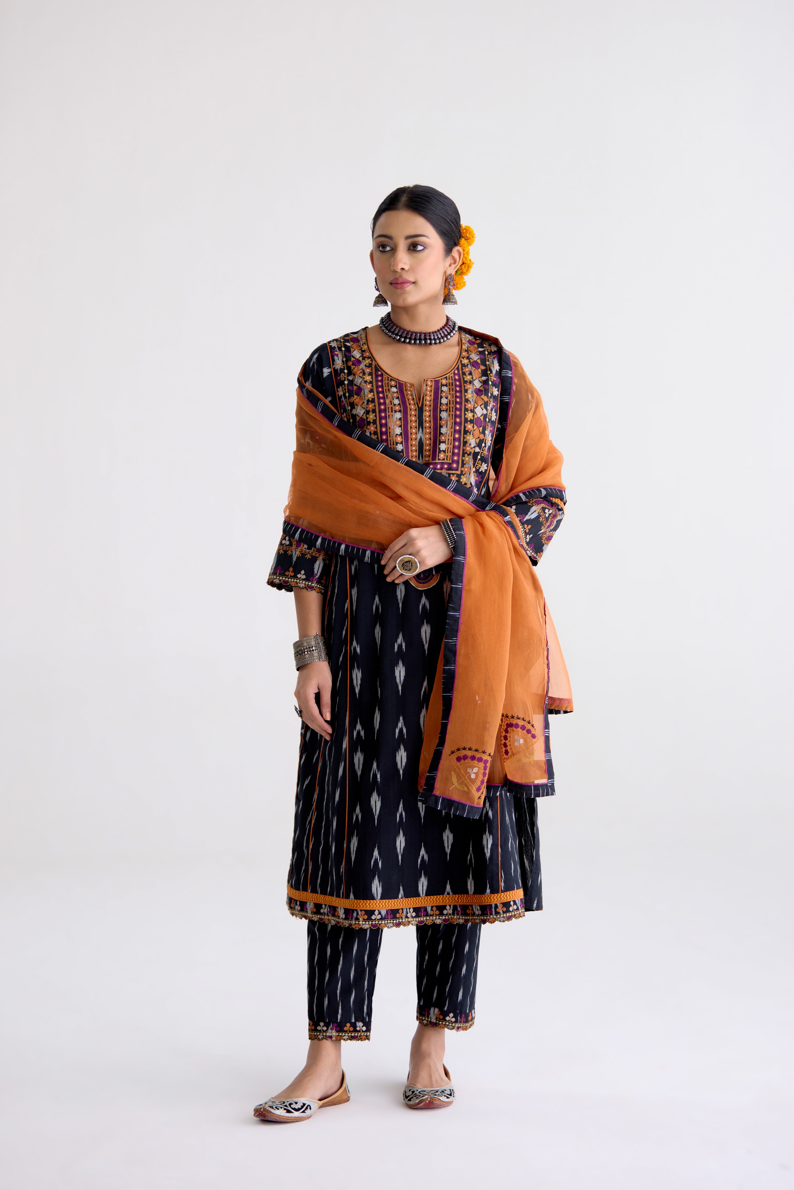 Madhu Cotton Slub Embroidered Ikkat Printed Kurta Black (10105651101995)