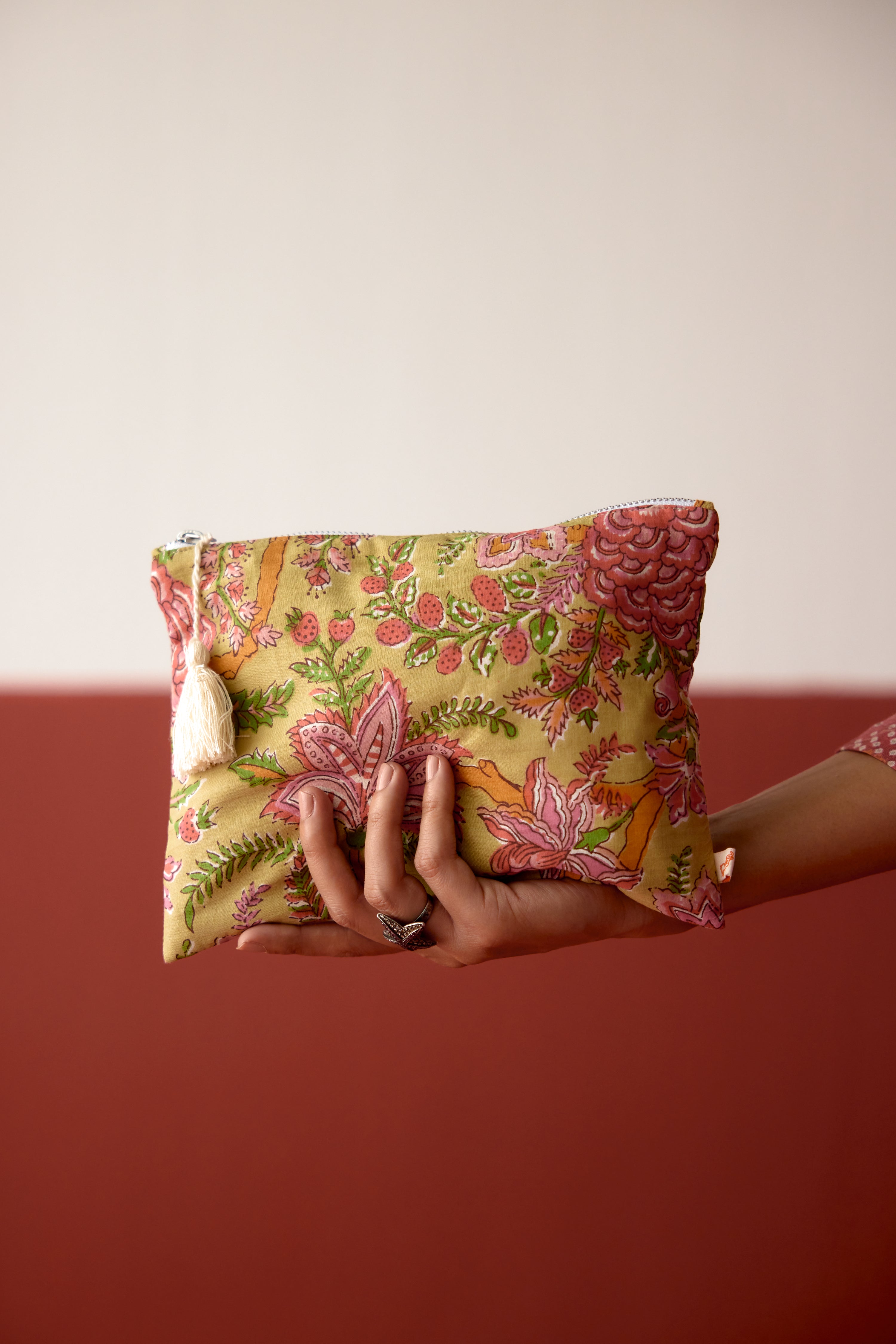 Utility Printed Pouch Light Green Peach (10083444883755)