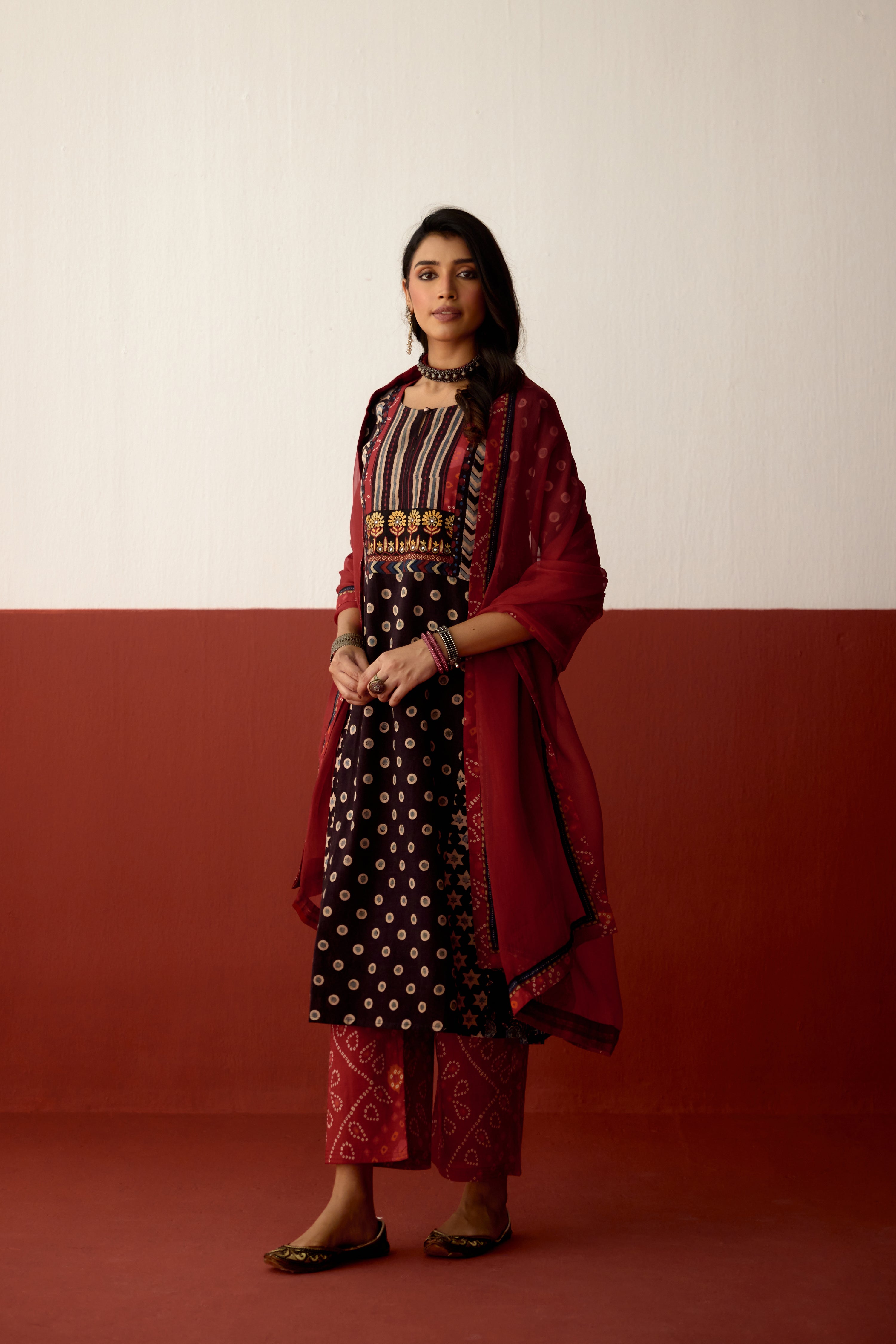 Medh Dupatta Red (10081108197675)