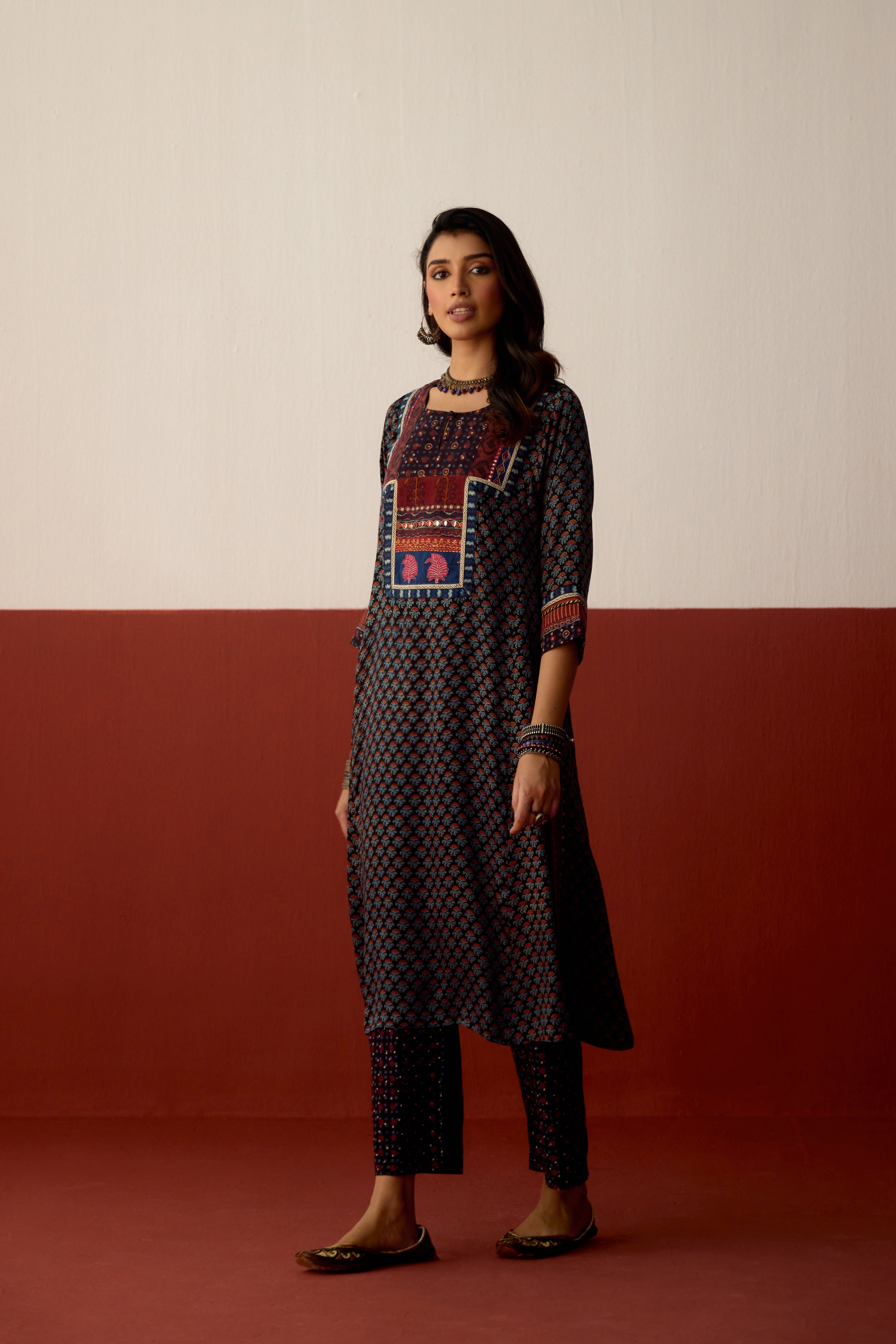Rozana Modal Silk Printed Kurta Black (10075713110315)