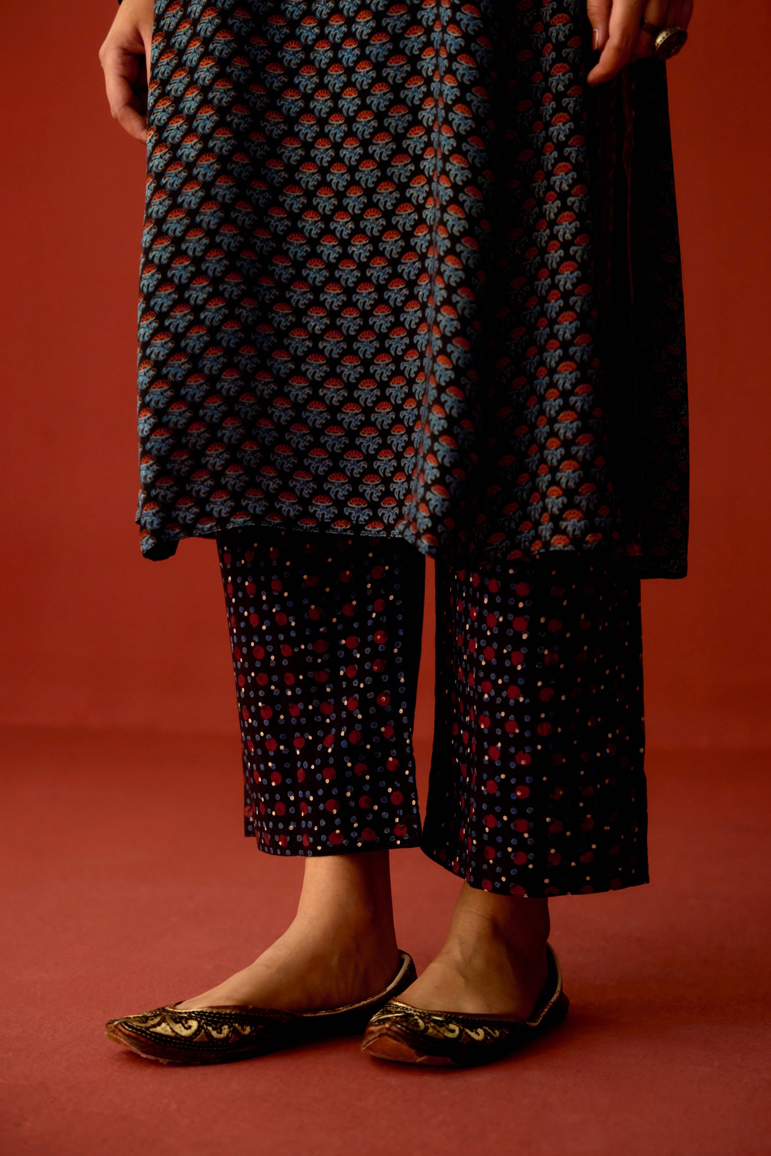 Rozana Pant Black Maroon (10075723202859)