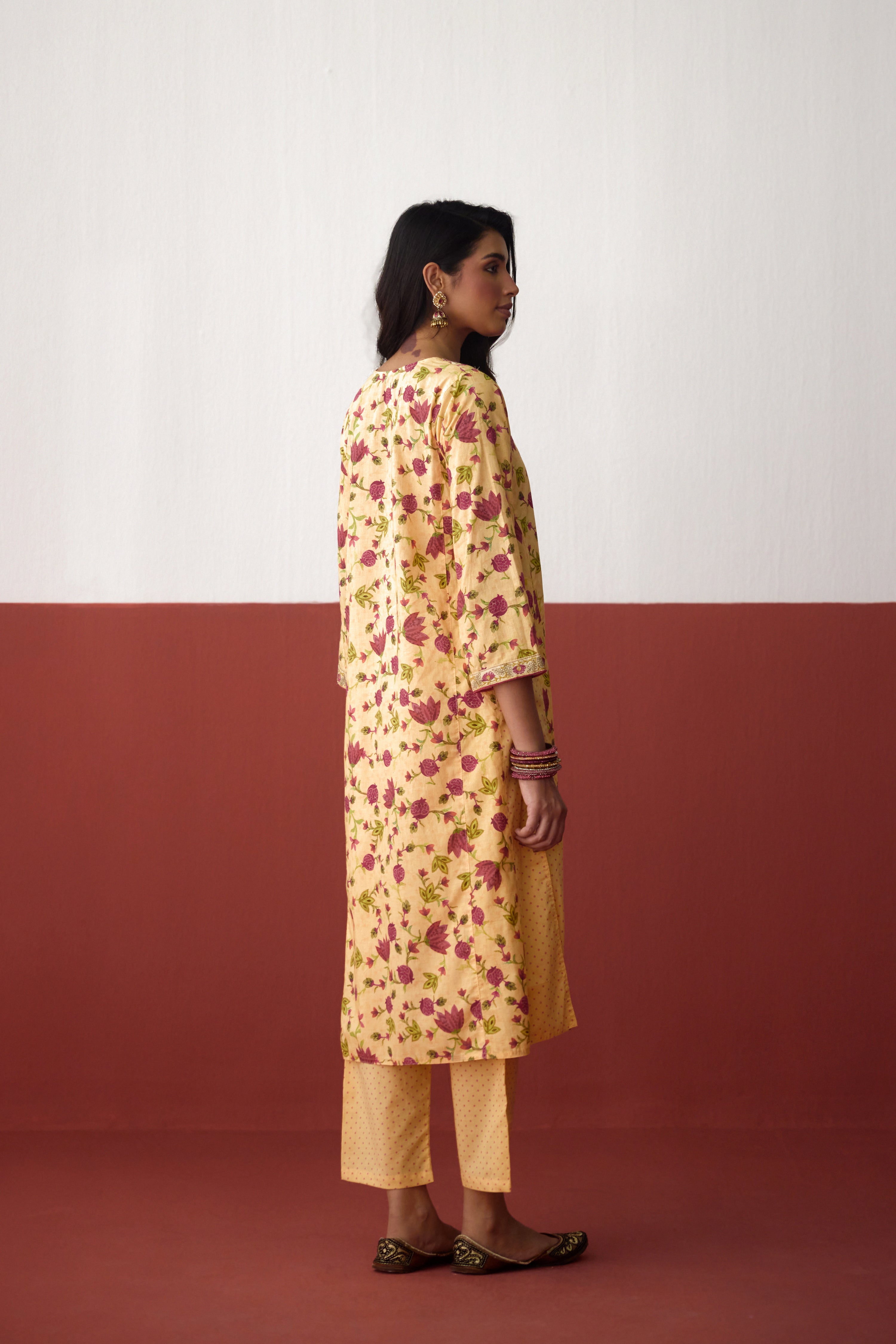 Tulsi Embroidered Cotton Printed Kurta Cream Pink (10083417981227)