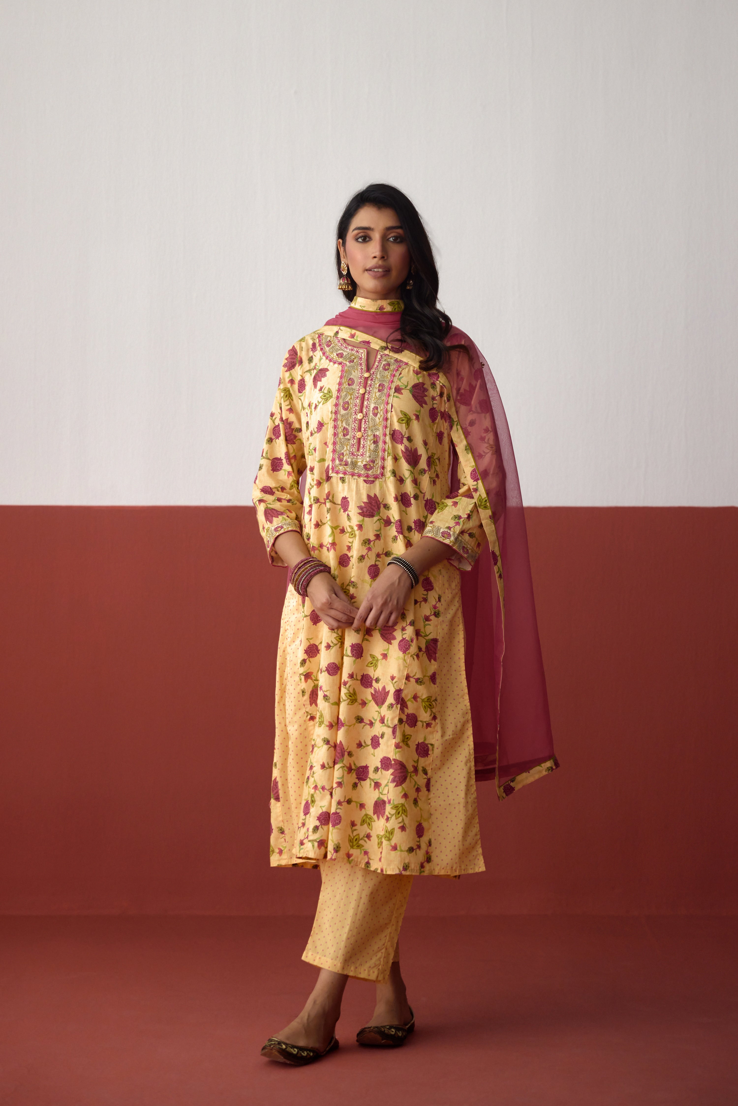 Tulsi Embroidered Cotton Printed Kurta Cream Pink (10083417981227)