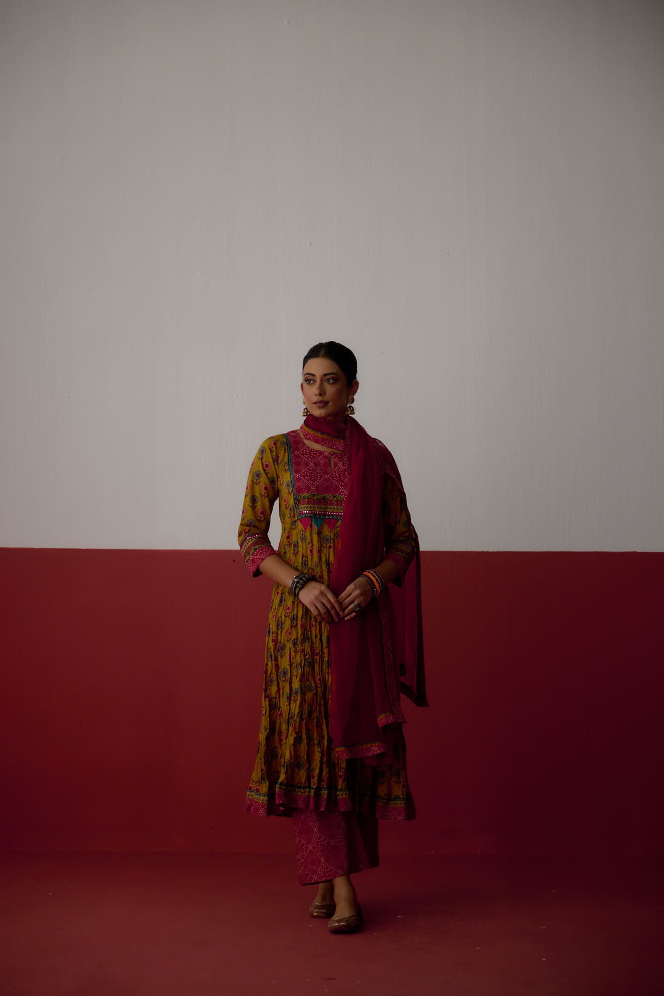 Medh Dupatta Red (10083221012779)