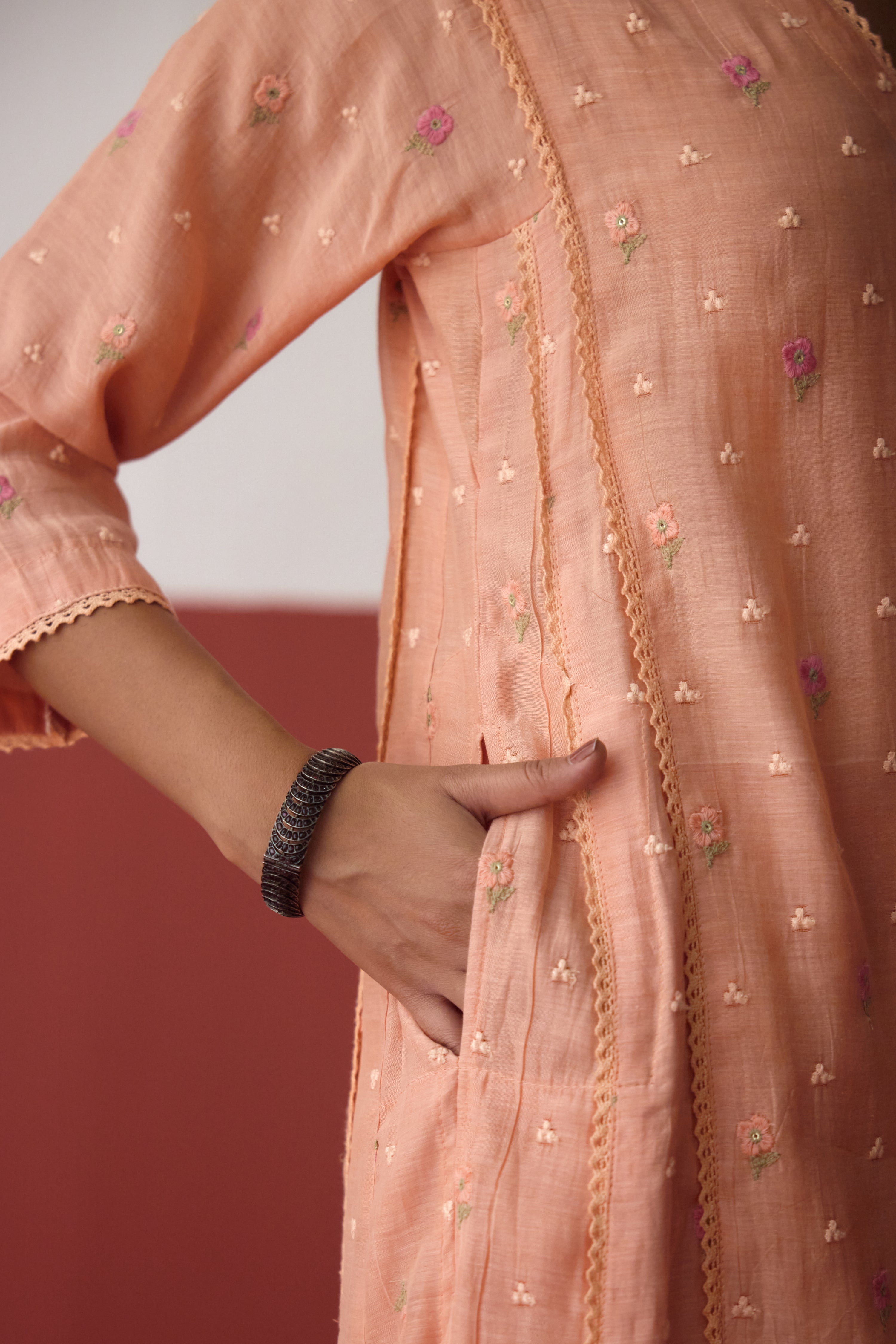 Tulsi Mul Cotton Embroidered Kurta Light Peach (10083433972011)