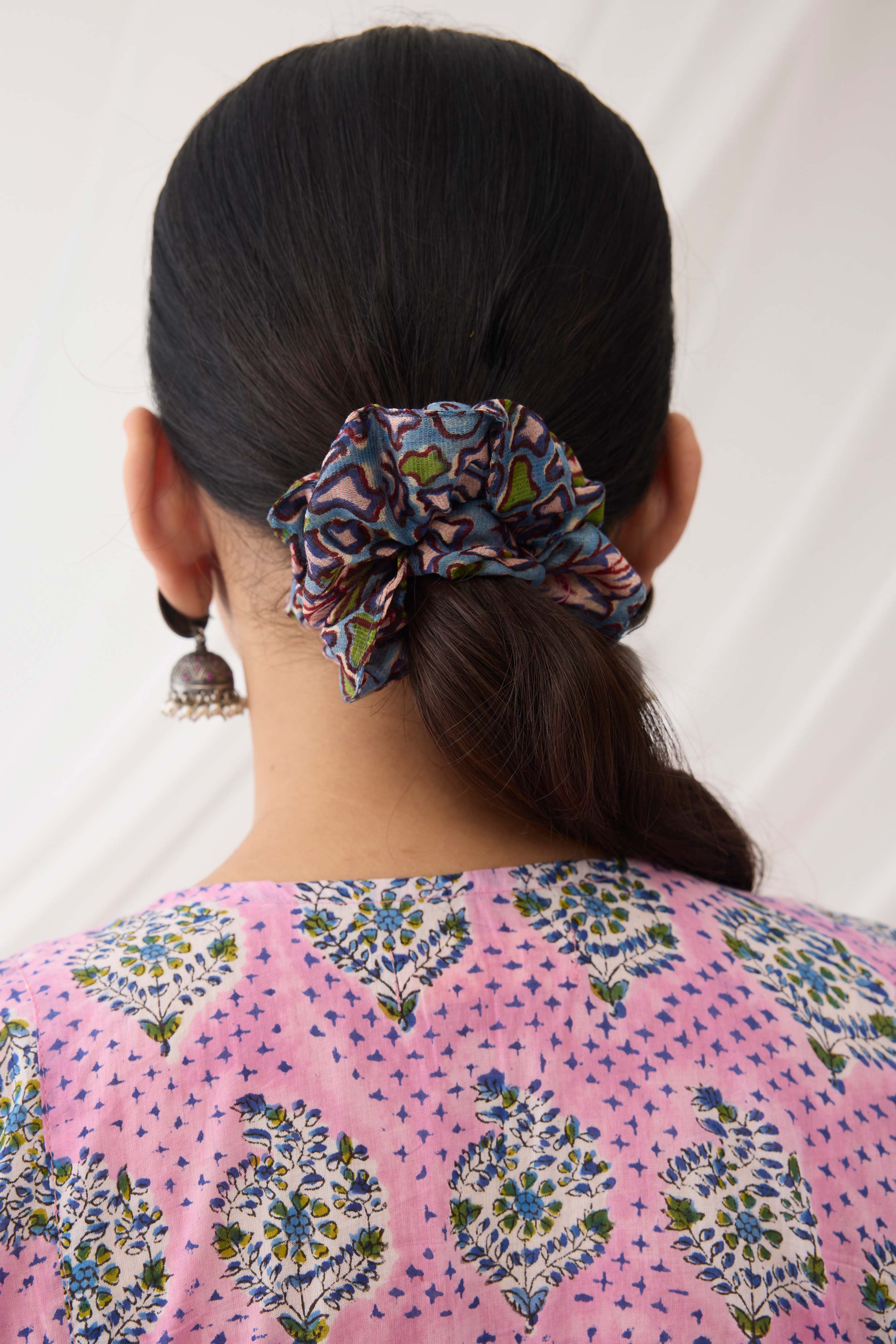 Scrunchy Printed Blue (9967439282475)