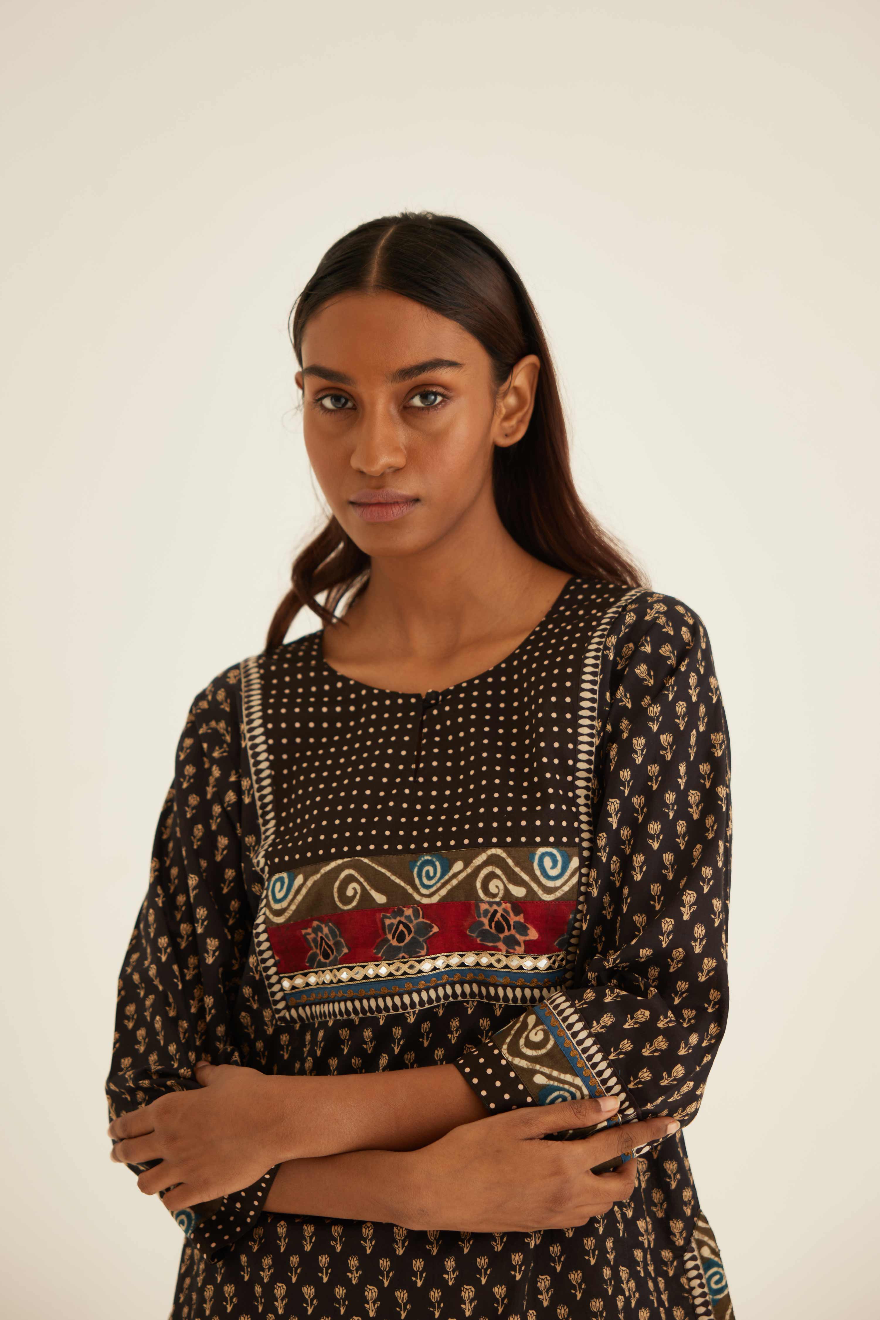 Yoke Kurti Black Beige (8569255723307)