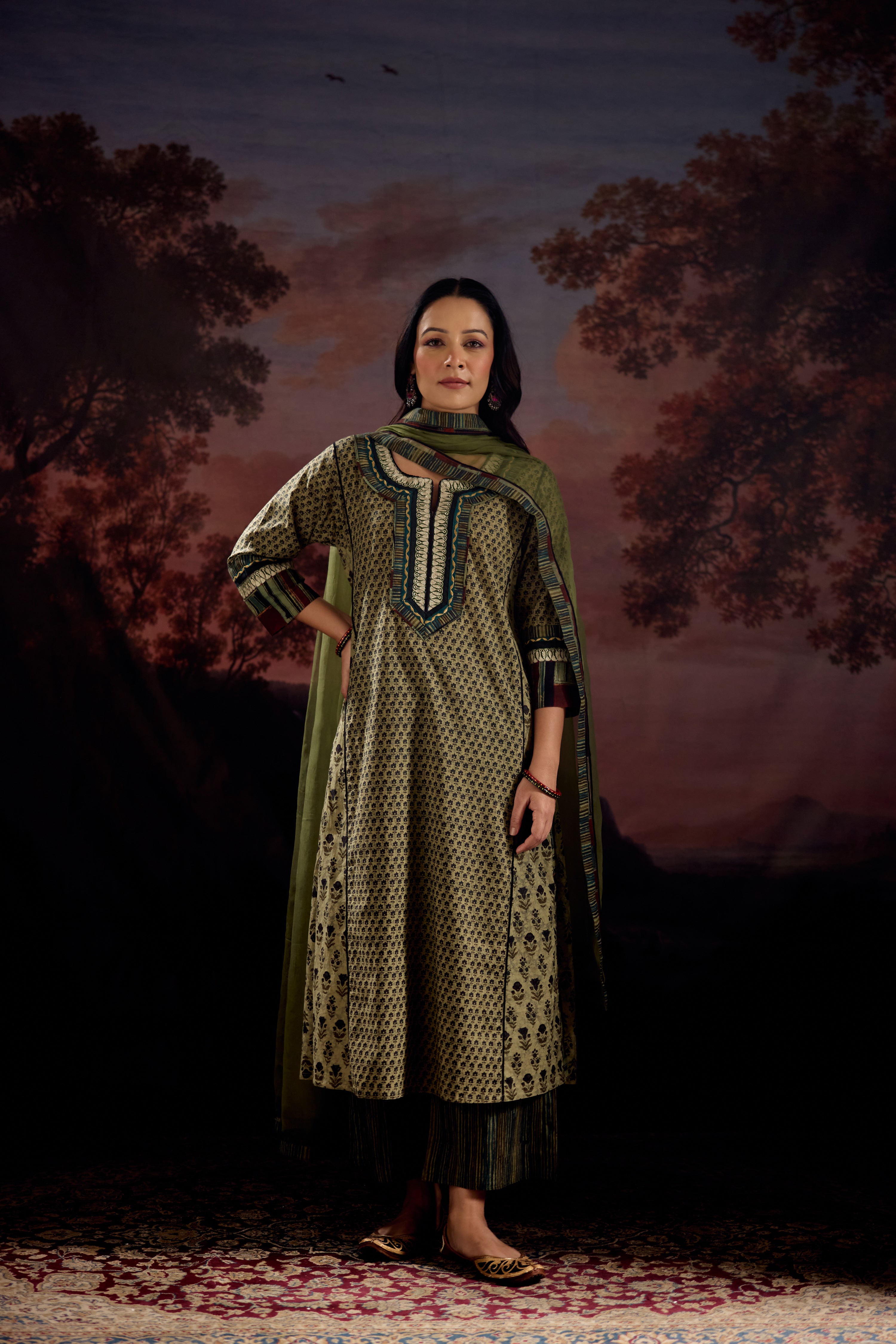 Medh Dupatta Green