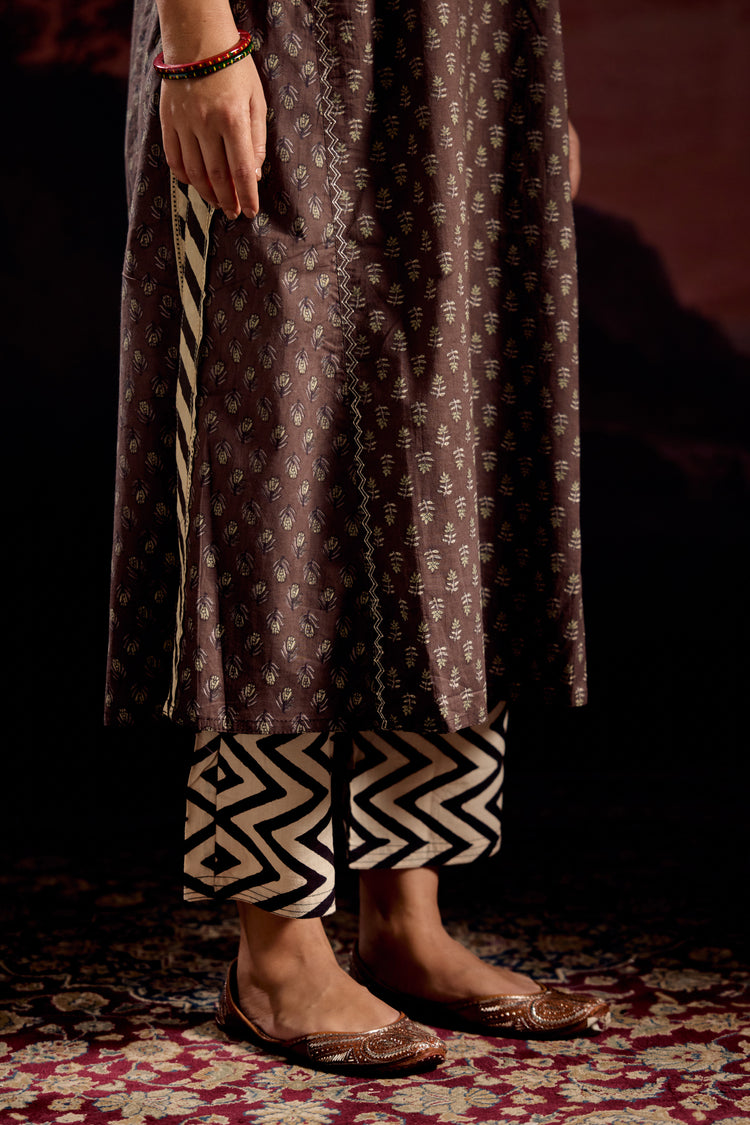 Rozana Pant Beige Black