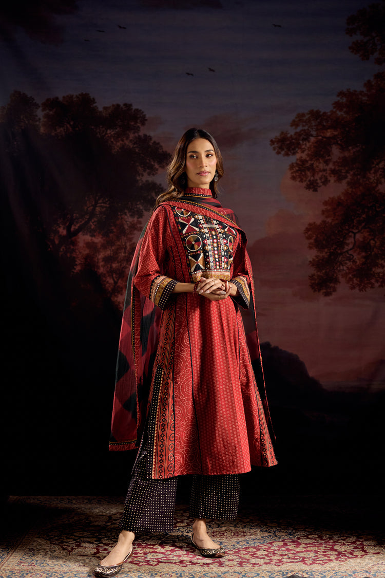 Medh Dupatta Maroon Black