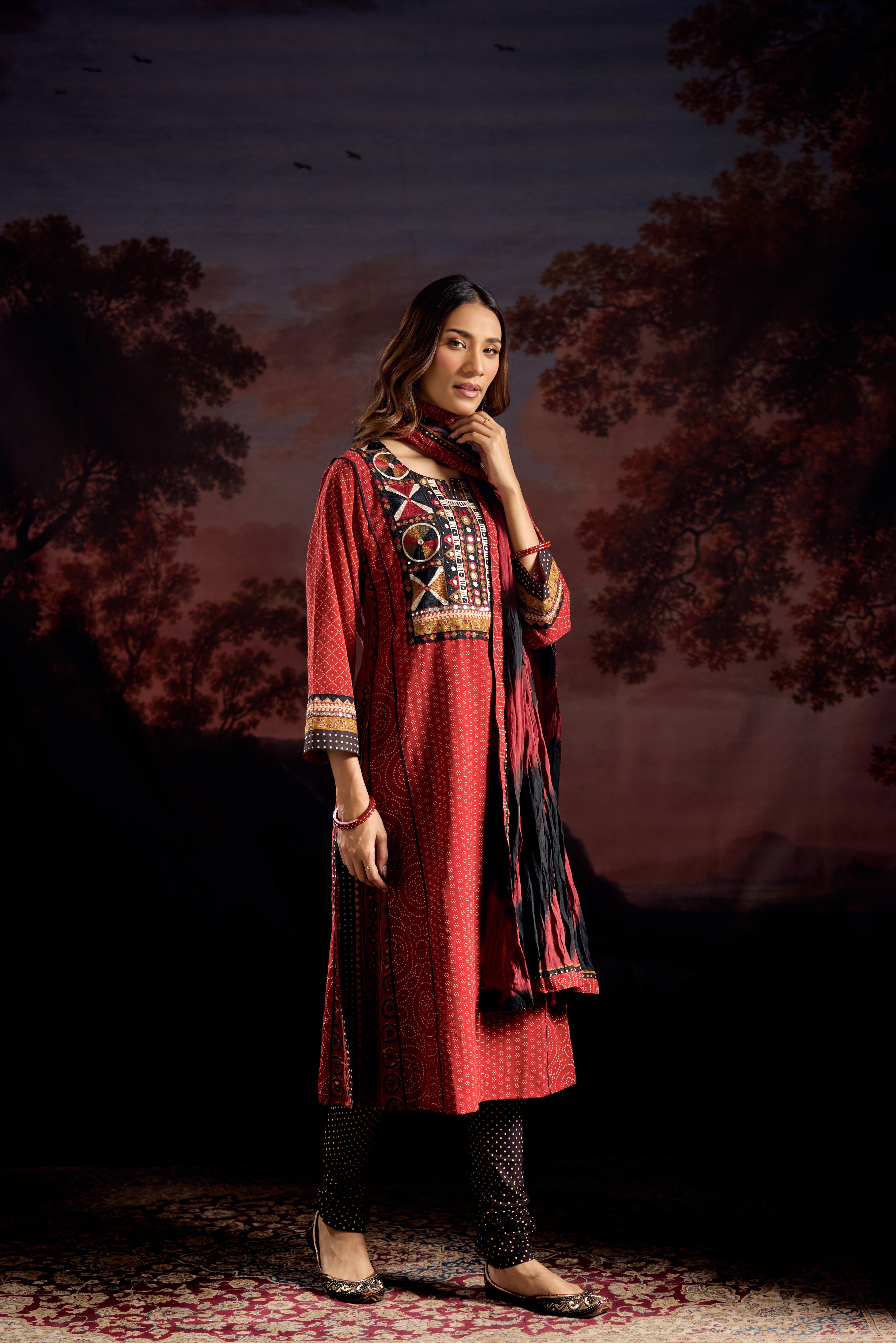 Rozana Dupatta Maroon Black