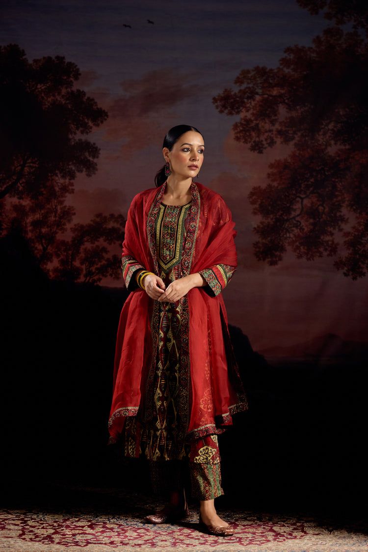 Medh Dupatta Red