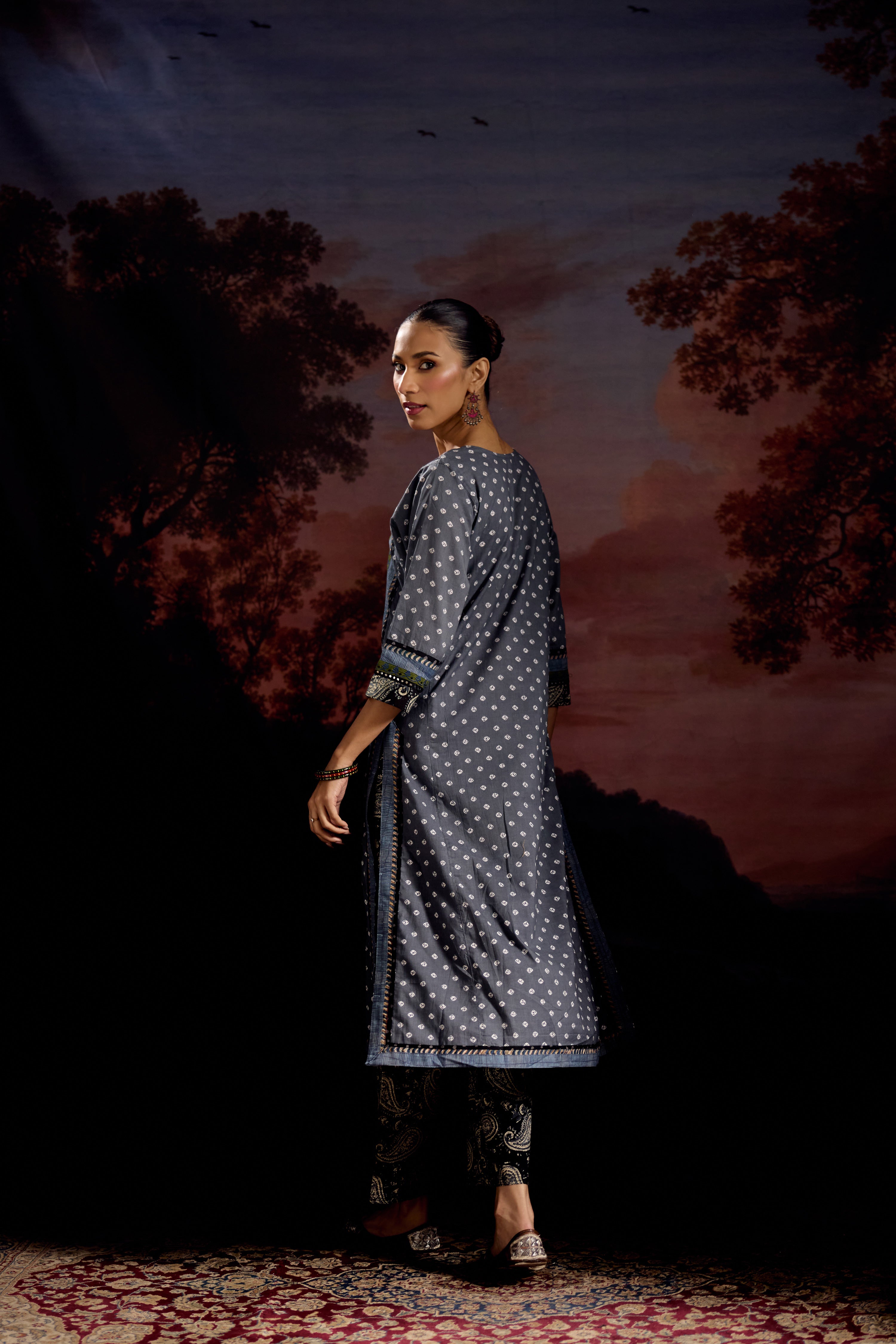 Padmini Cotton Printed Kurta Grey White