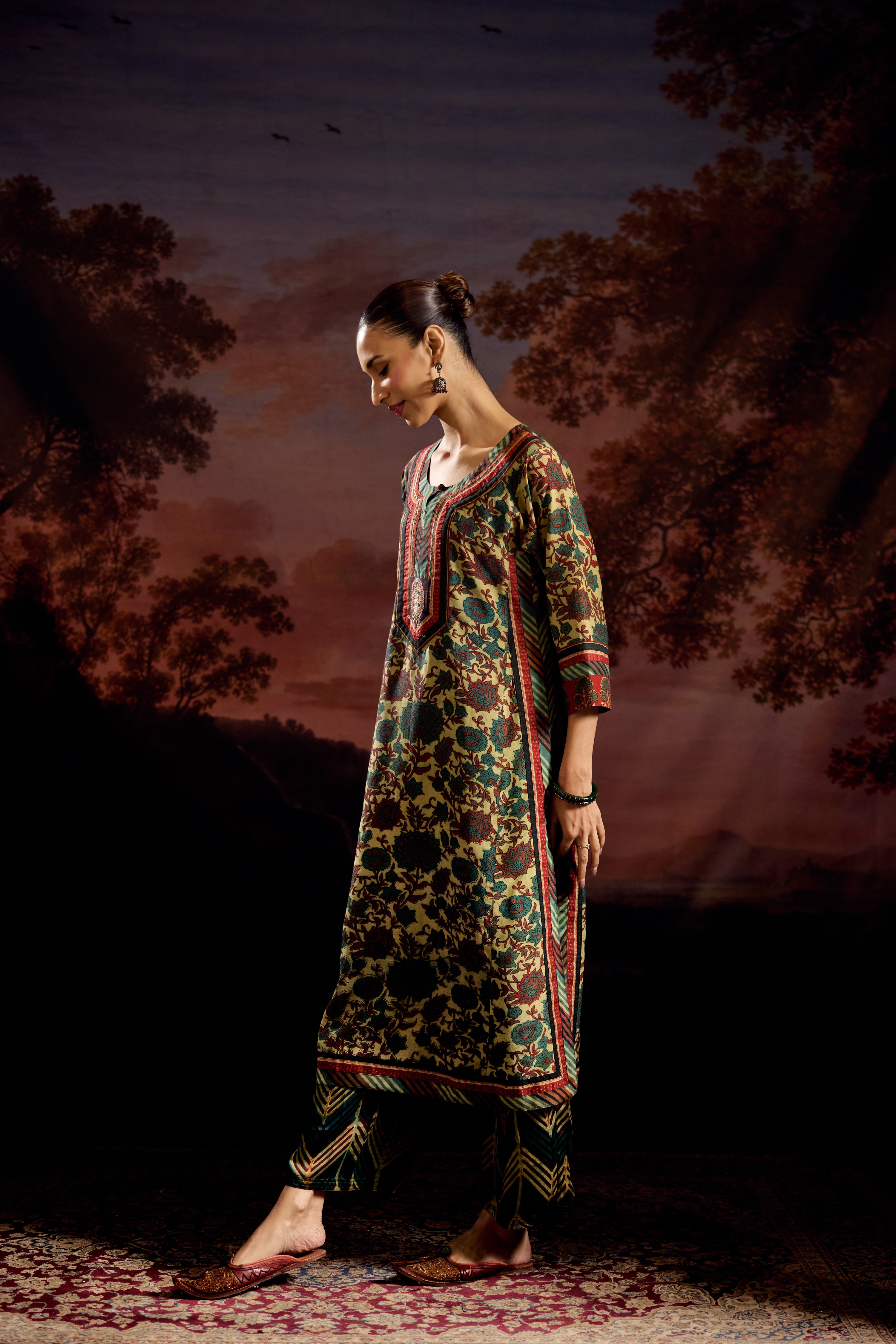 Rozana Pant Maroon Green