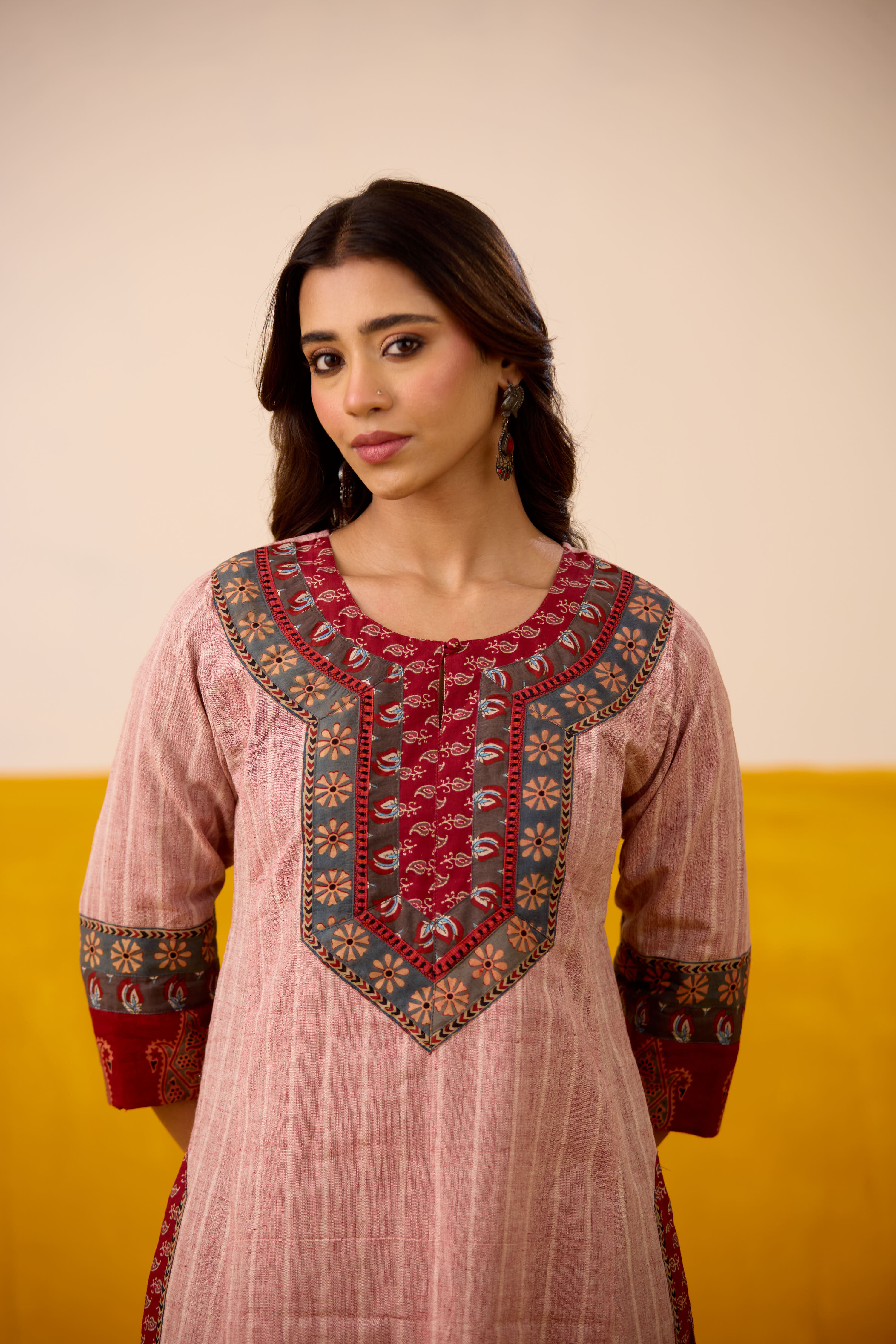 Rozana Malkha Handwoven Kurta Off White Maroon