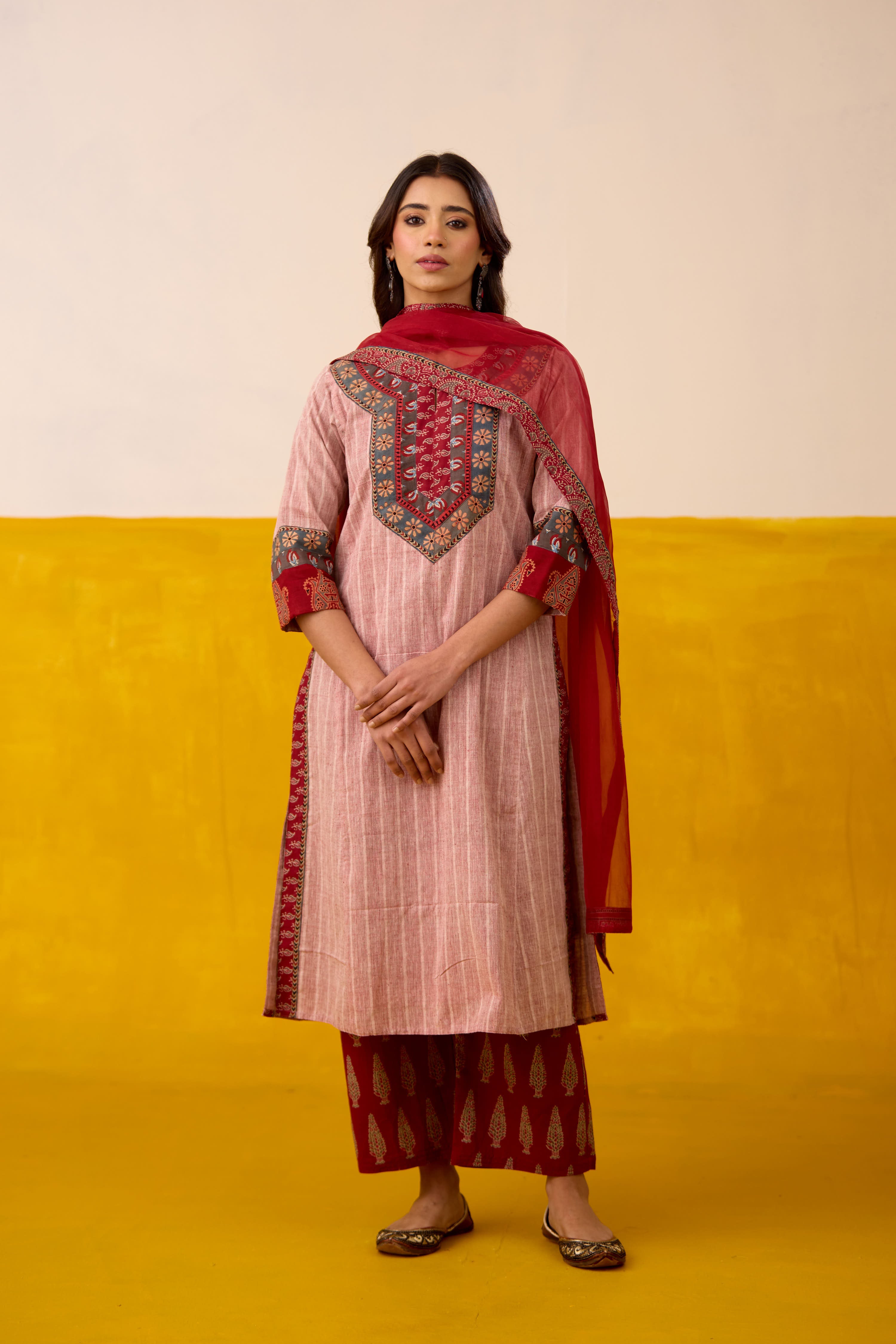 Medh Dupatta Maroon