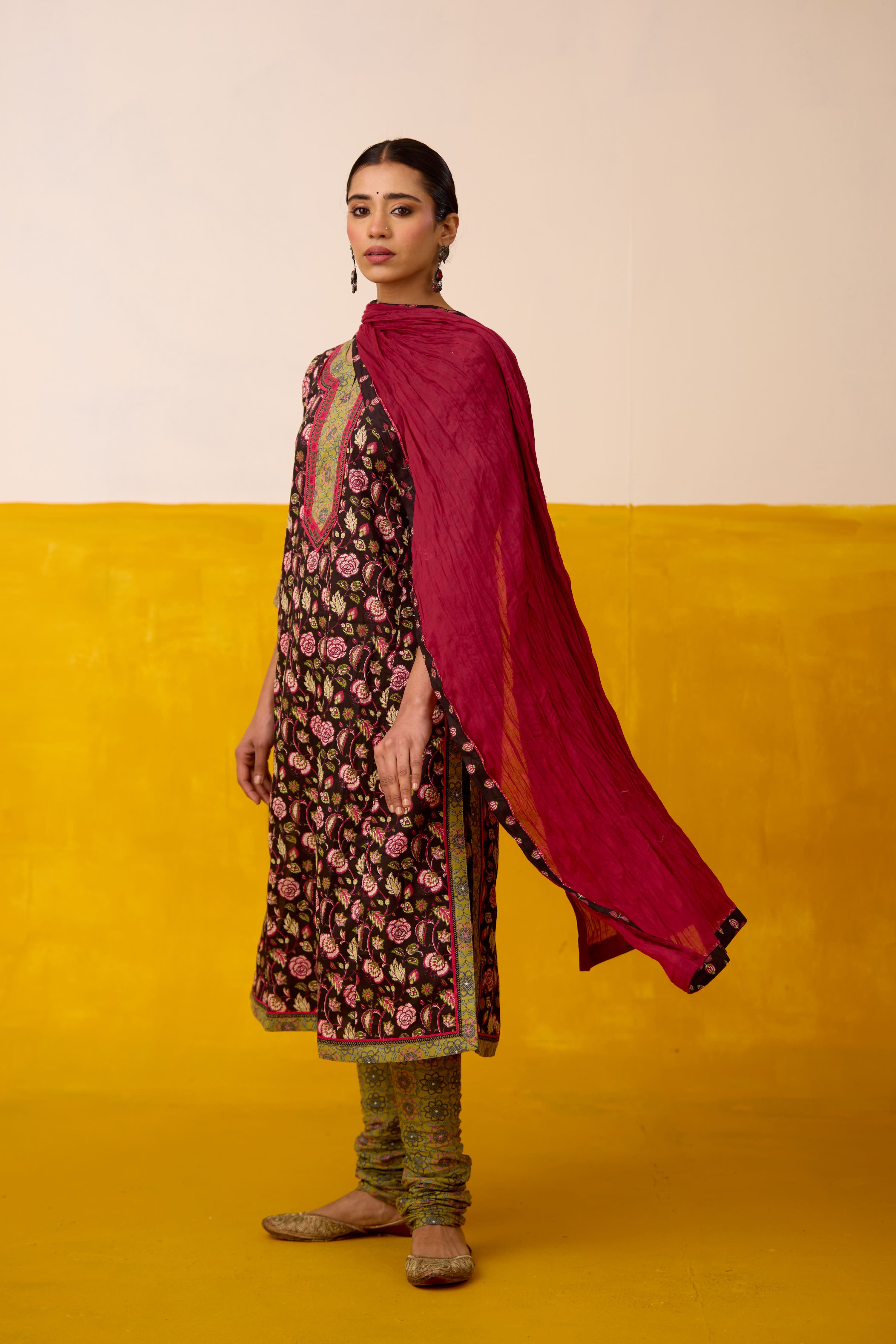 Anu Kurta Black Pink