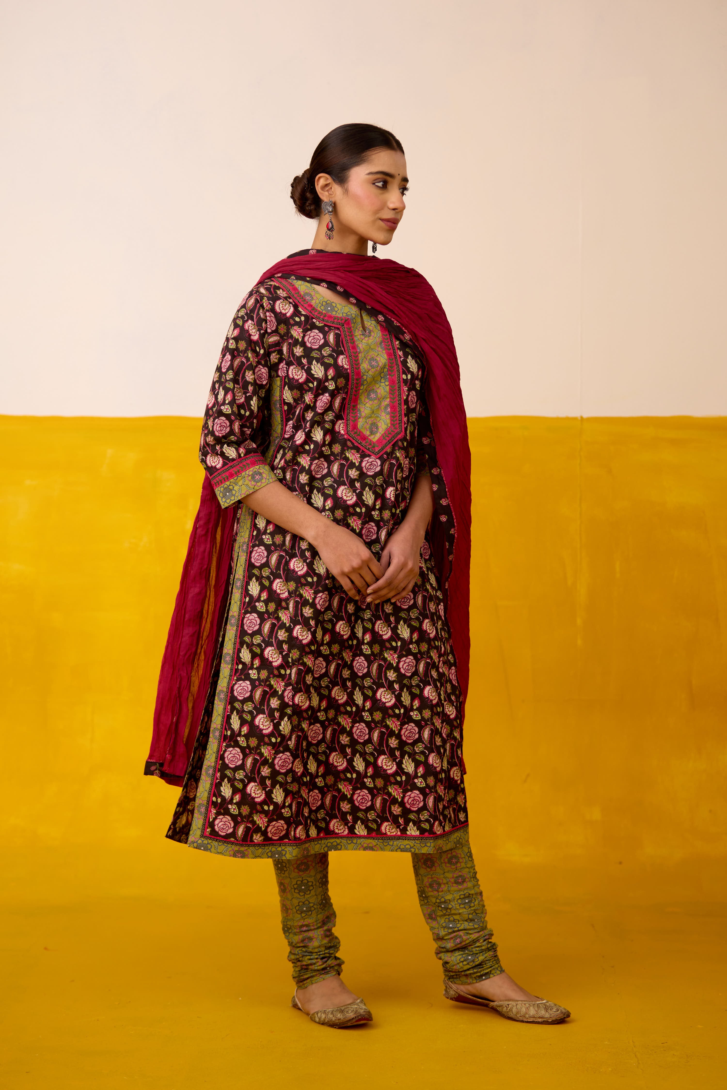 Anu Kurta Black Pink