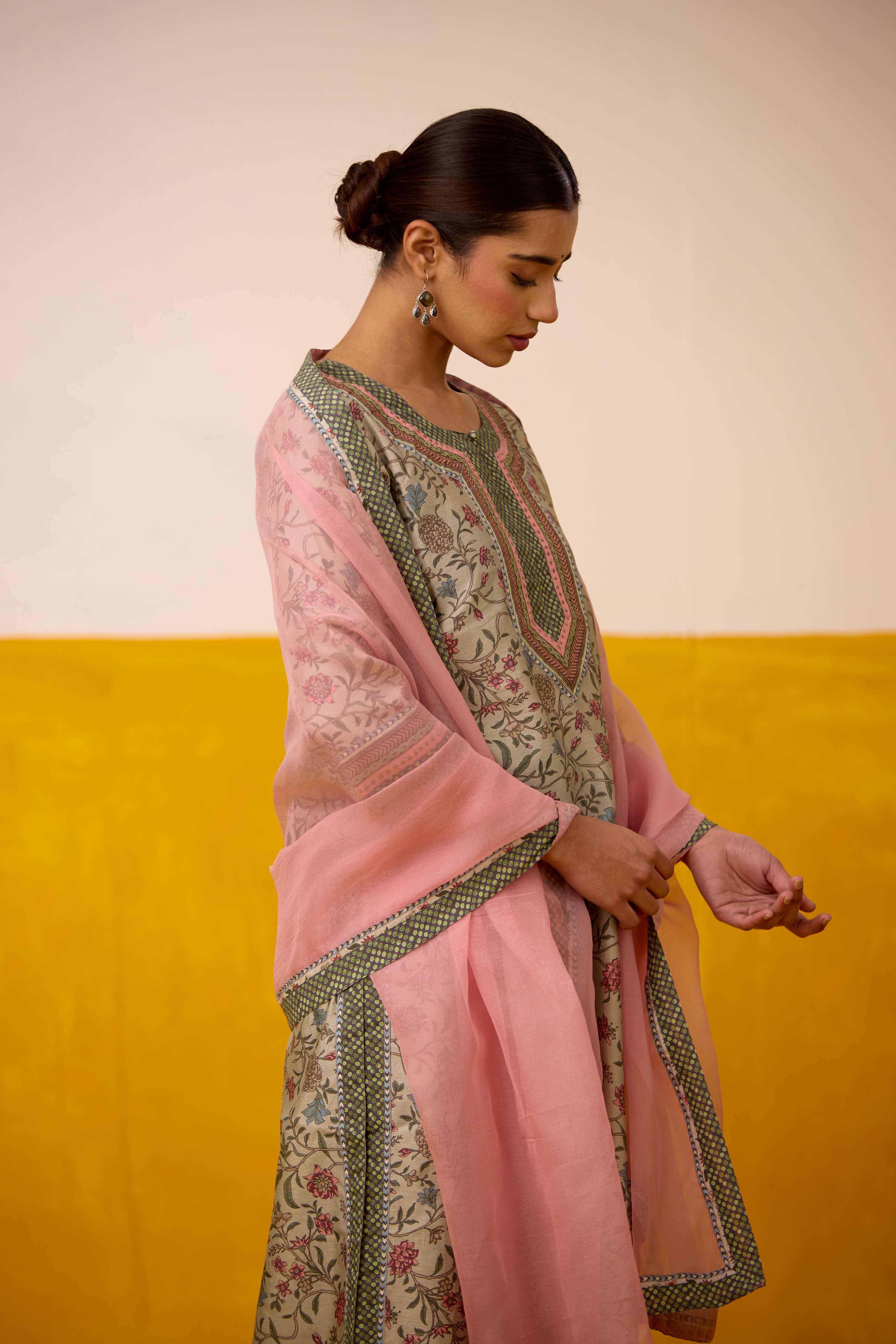 Rozana Kurta Sage Peach