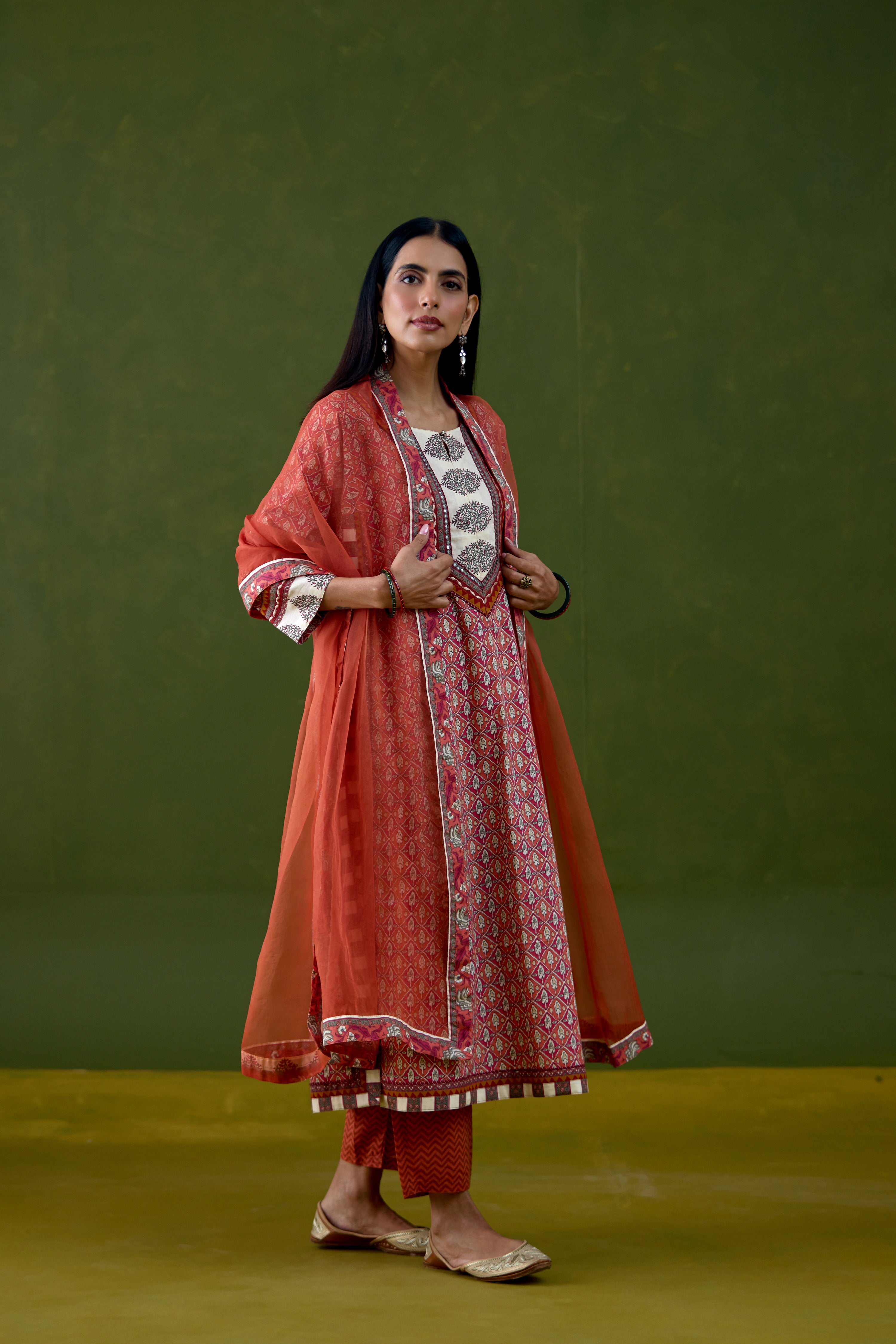 Medh Dupatta Rust