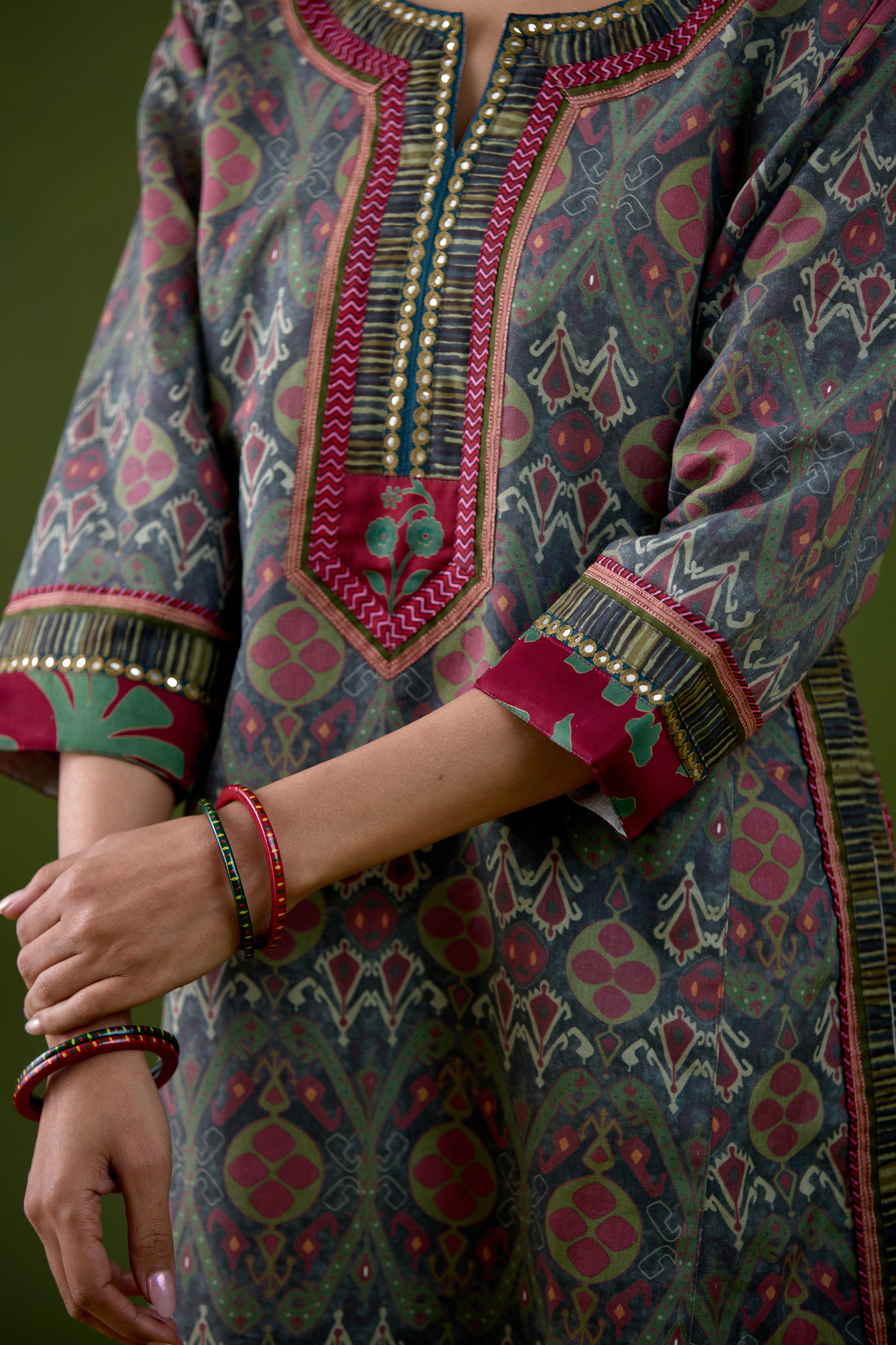 Anu Linen Printed Kurta Grey Pink