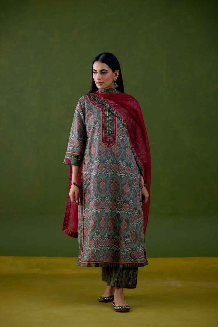 Medh Dupatta Maroon