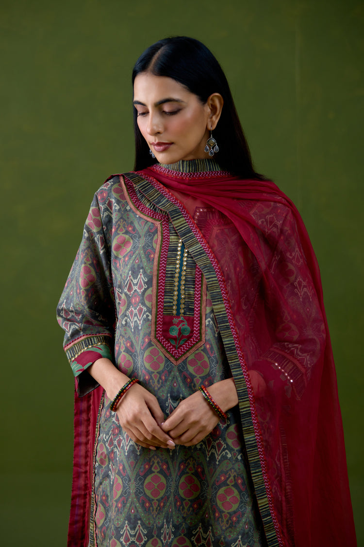 Medh Dupatta Maroon