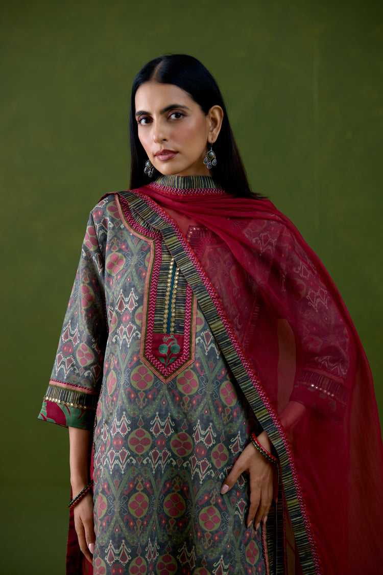 Medh Dupatta Maroon