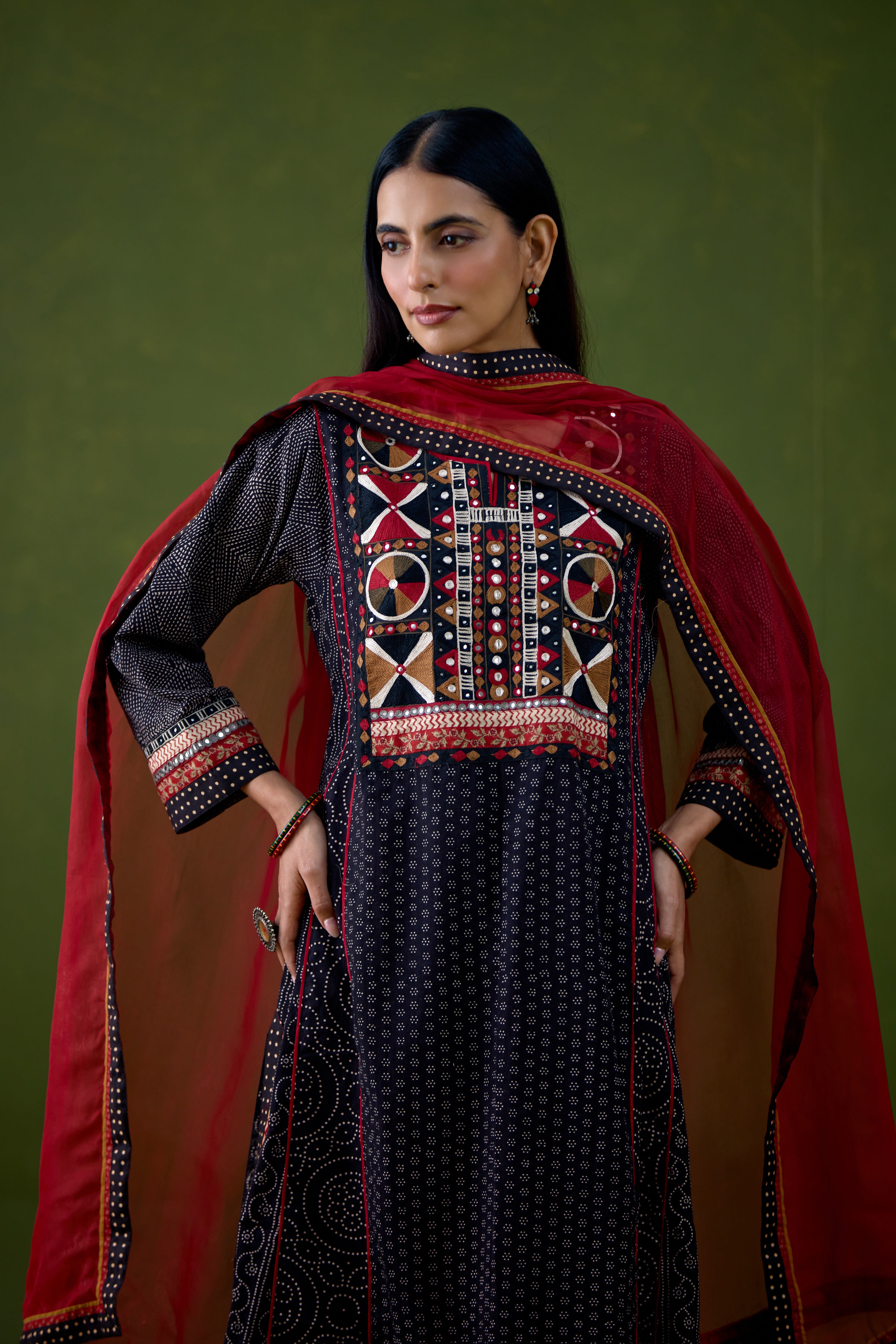 Medh Dupatta Maroon