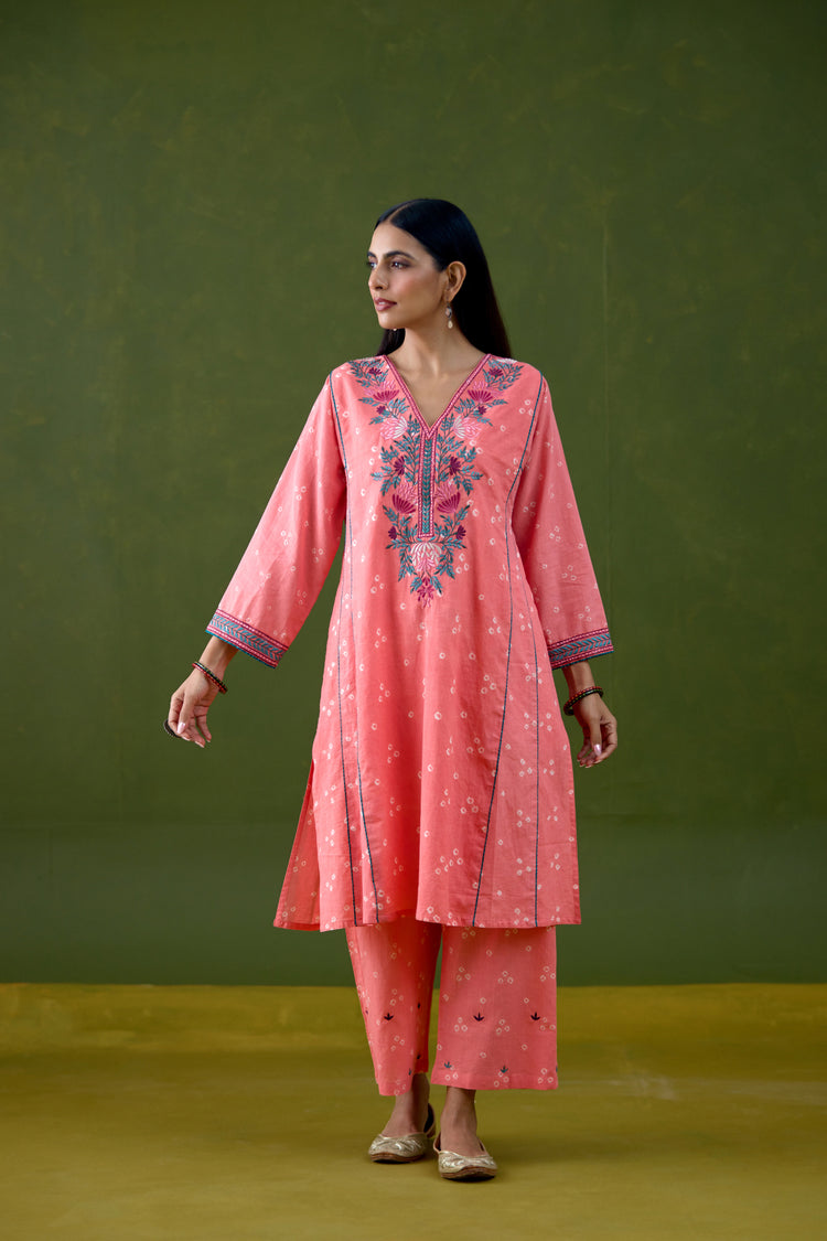 Tulsi Cotton Bandhej Embroidered Kurta Light Peach