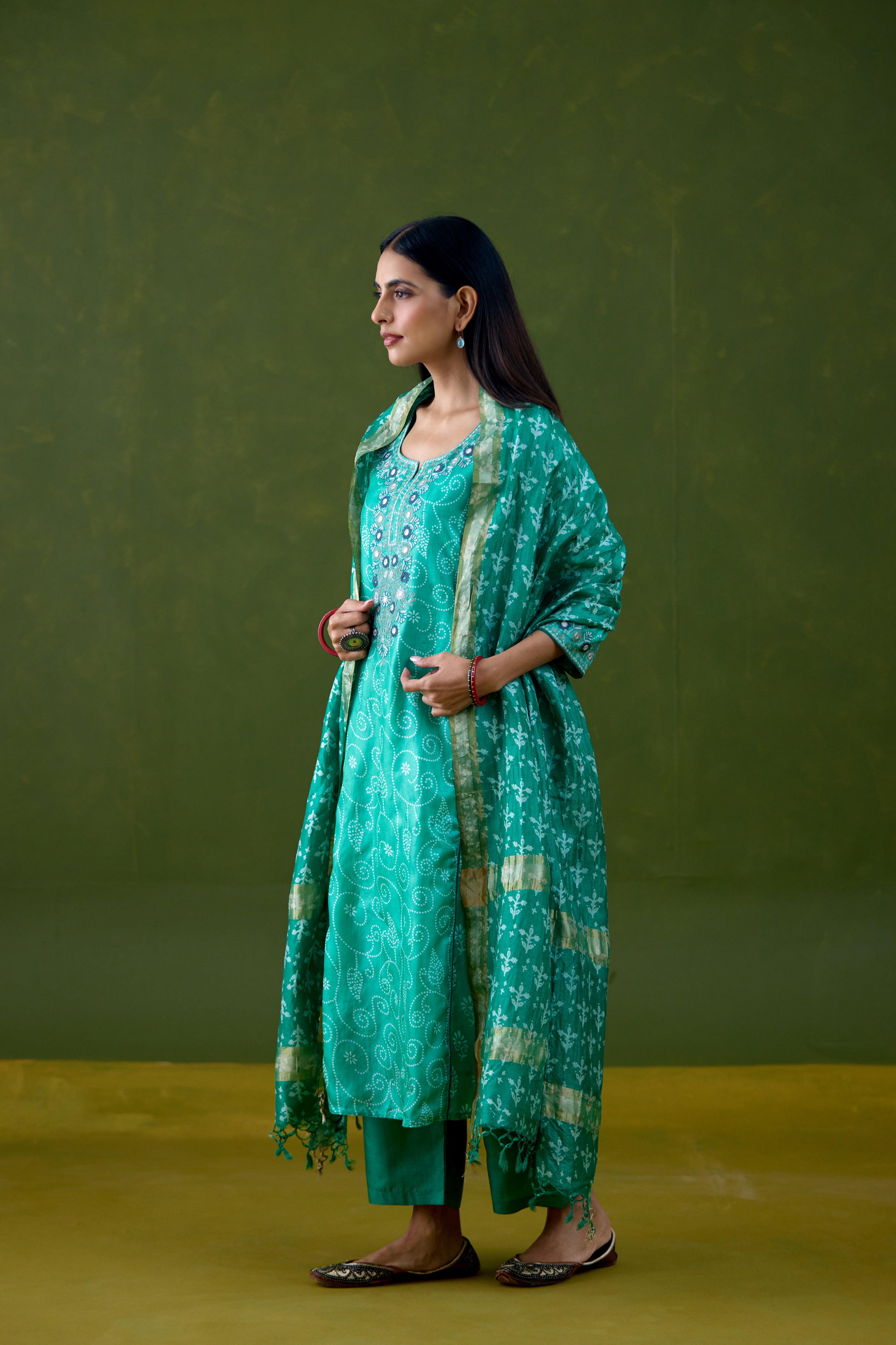 Dienne Tussar Silk Embroidered Kurta Sea Green